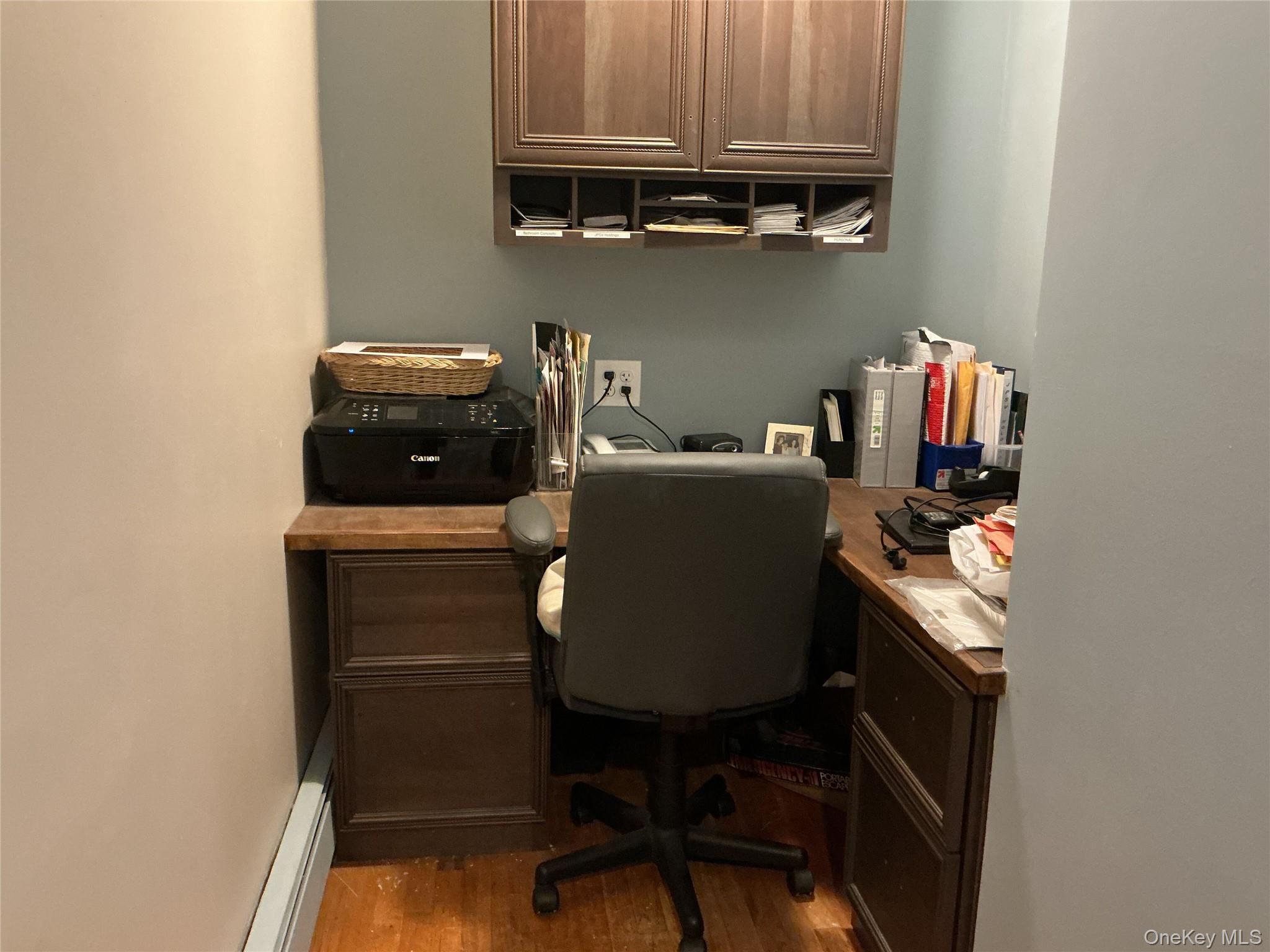 Single Family Salonga Woods Suffolk County, NY 11768, MLS-925492-34