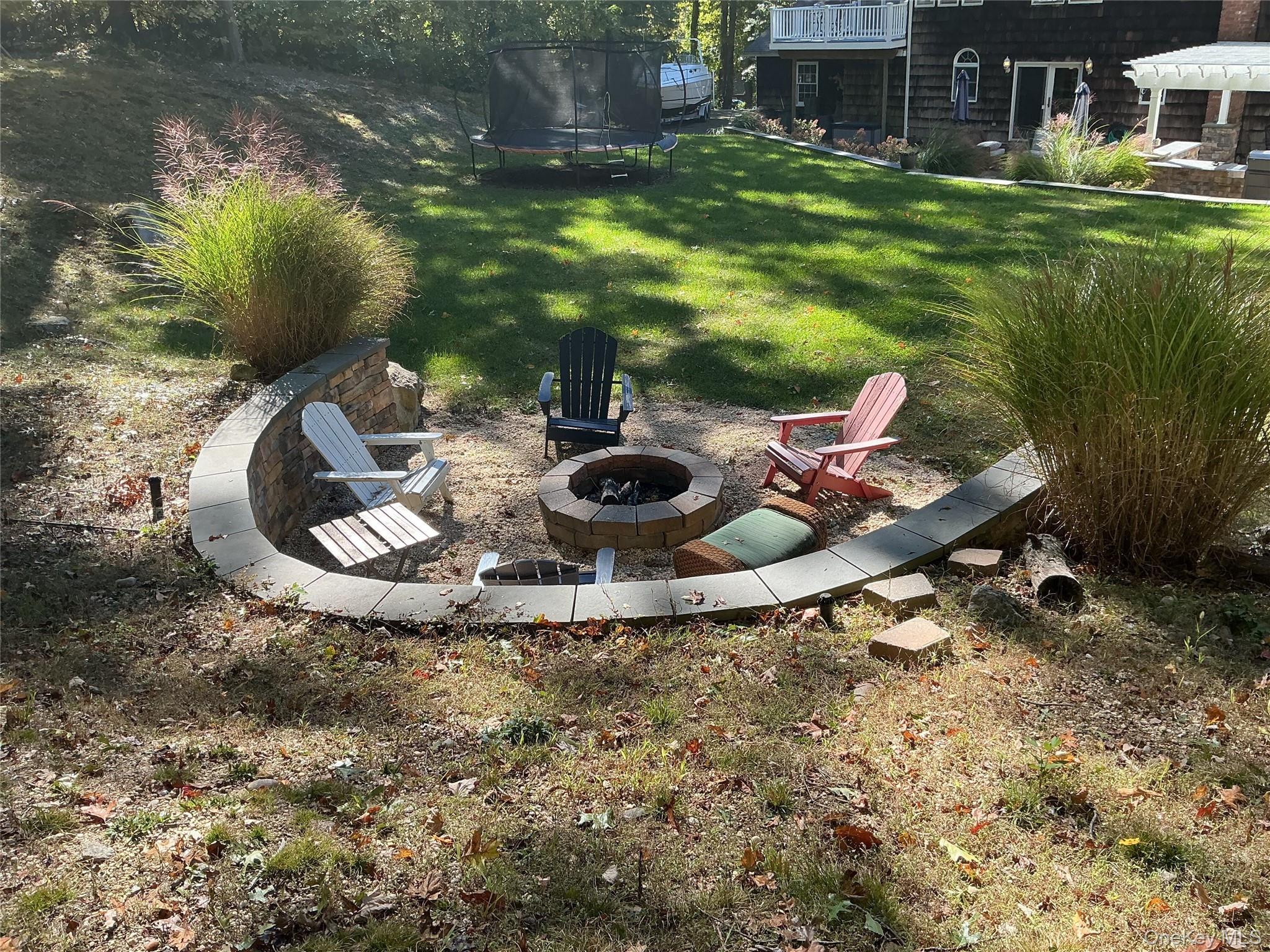 Single Family Salonga Woods Suffolk County, NY 11768, MLS-925492-40