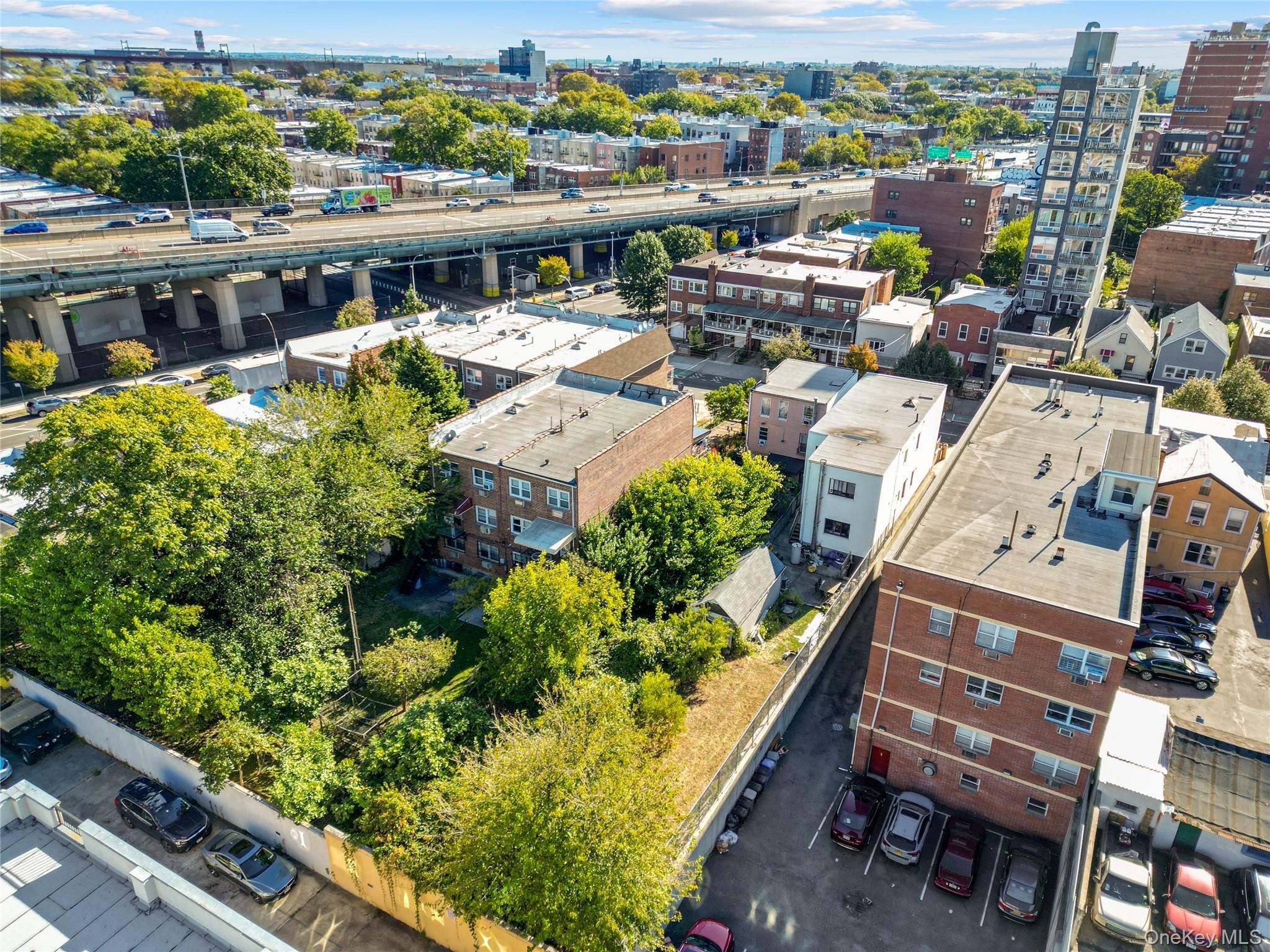 Single Family Crescent Queens, NY 11102, MLS-925496-10