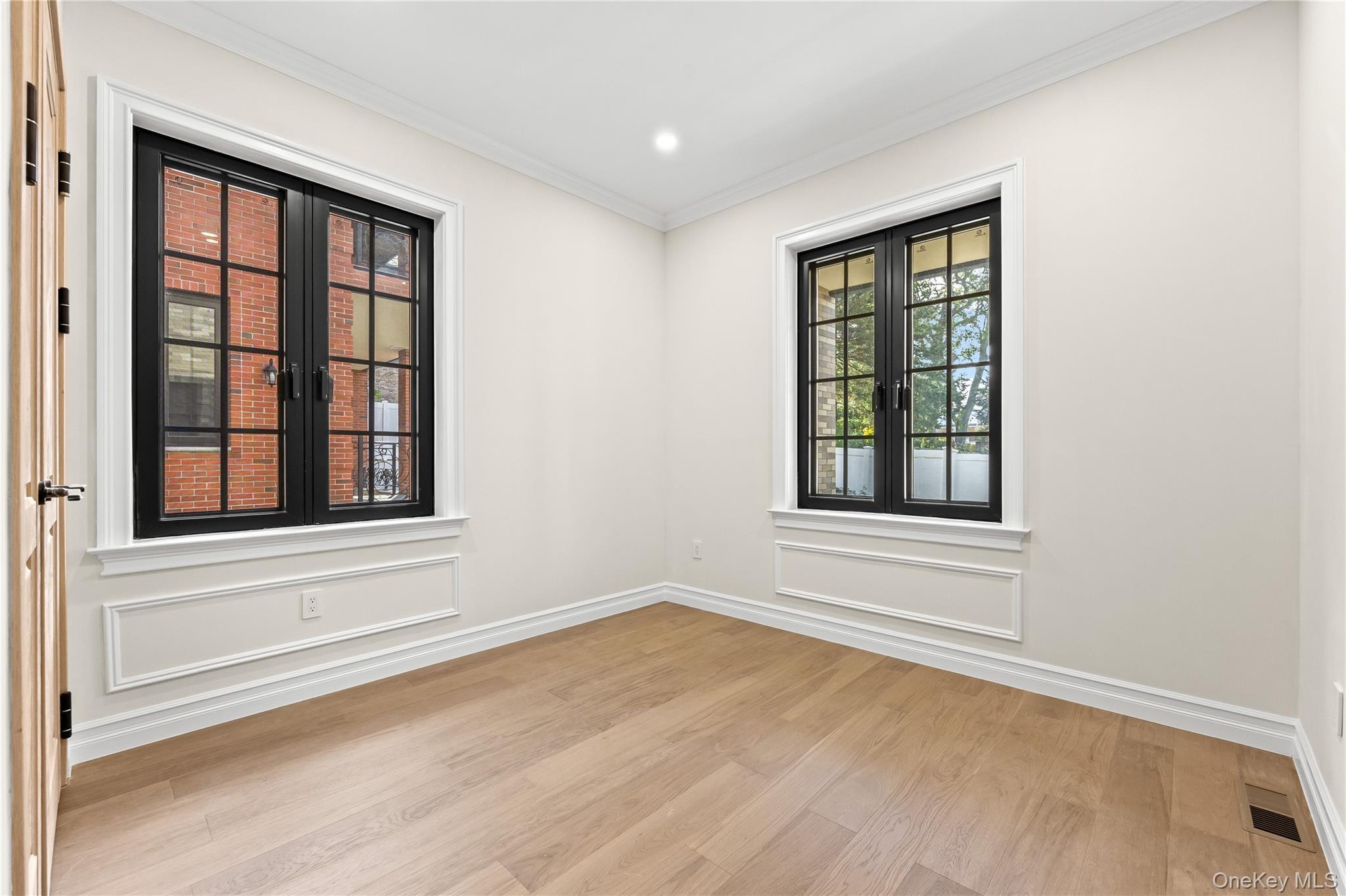 Single Family 221st  Queens, NY 11361, MLS-925520-16