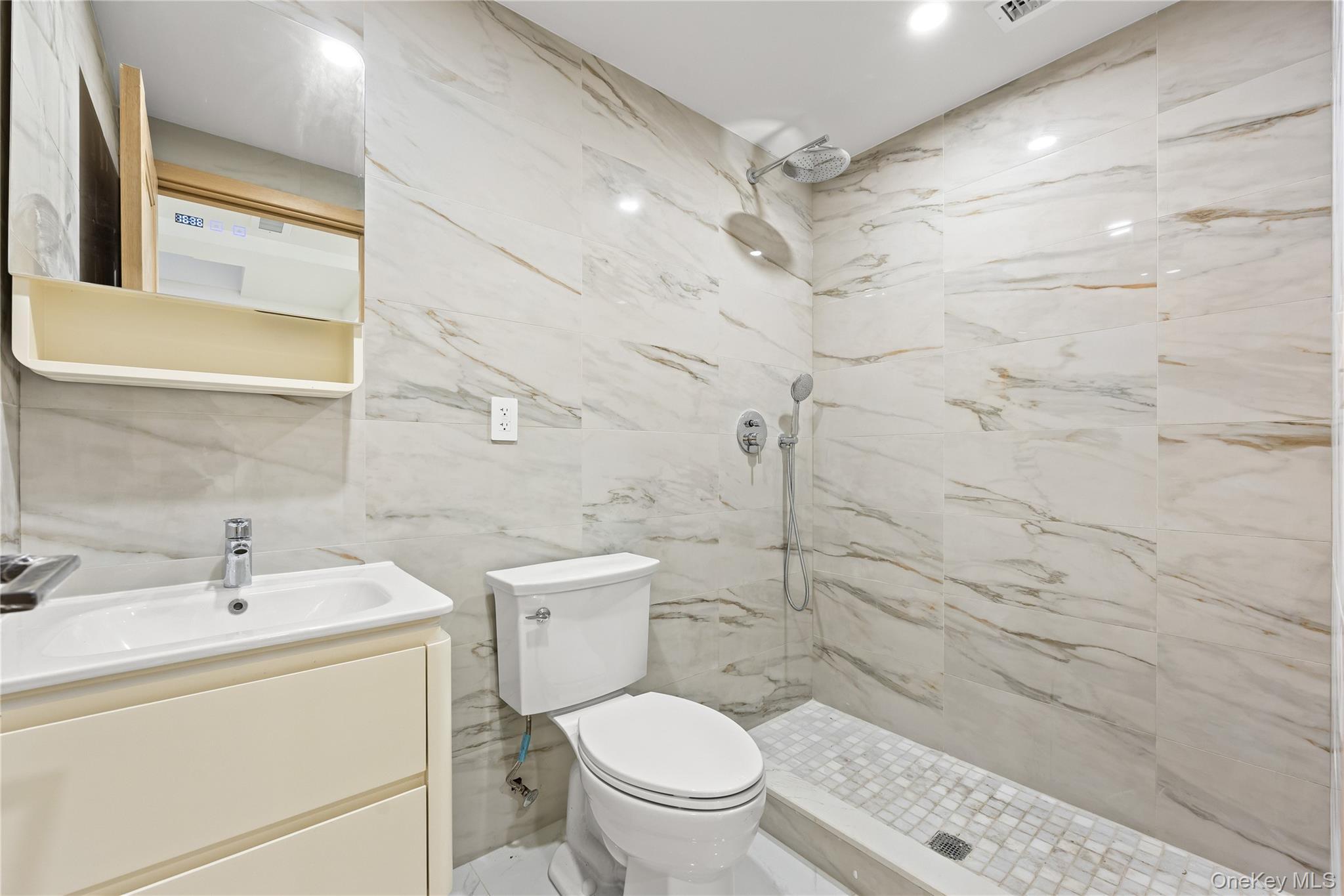 Single Family 221st  Queens, NY 11361, MLS-925520-35