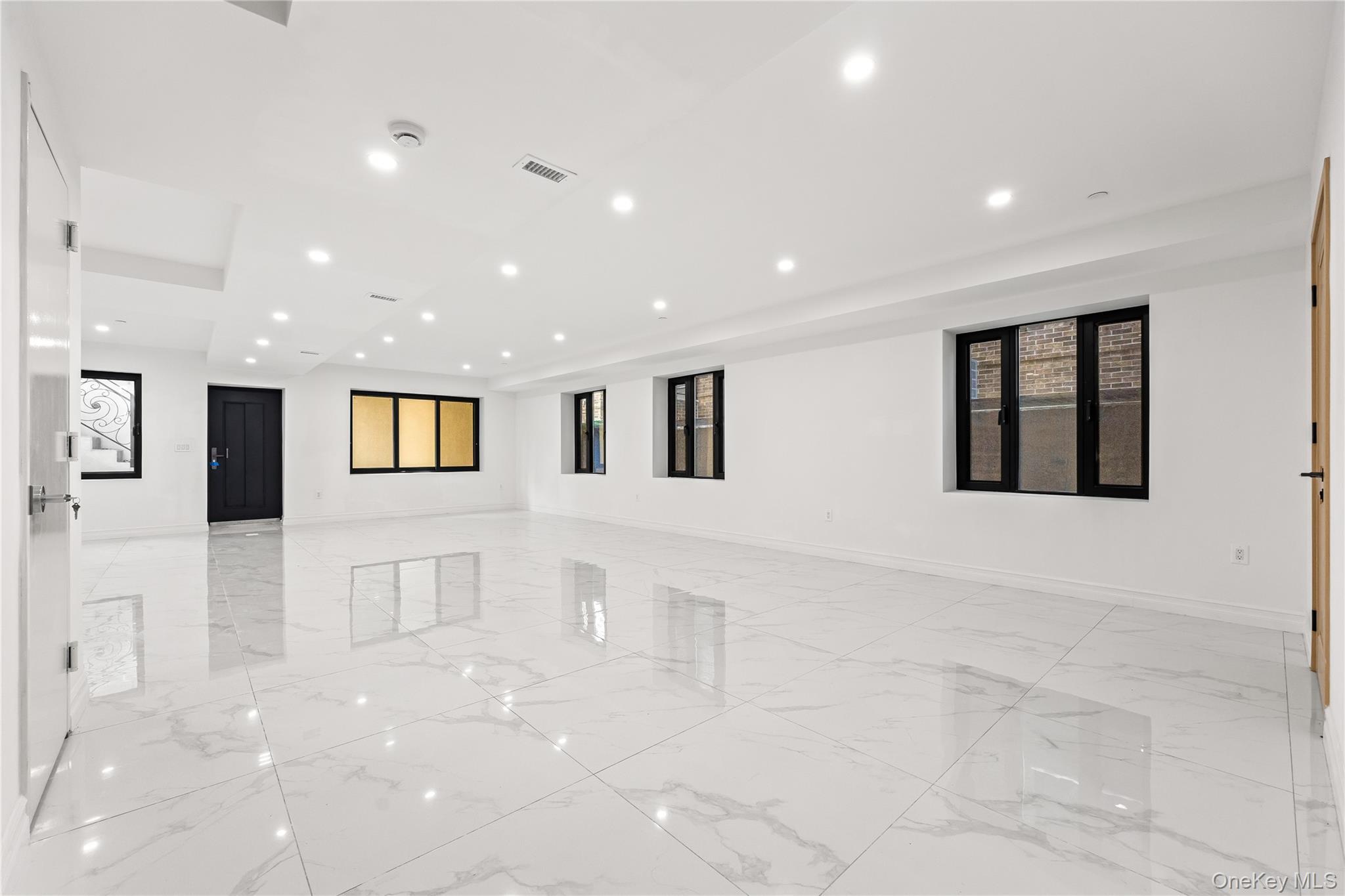 Single Family 221st  Queens, NY 11361, MLS-925520-36