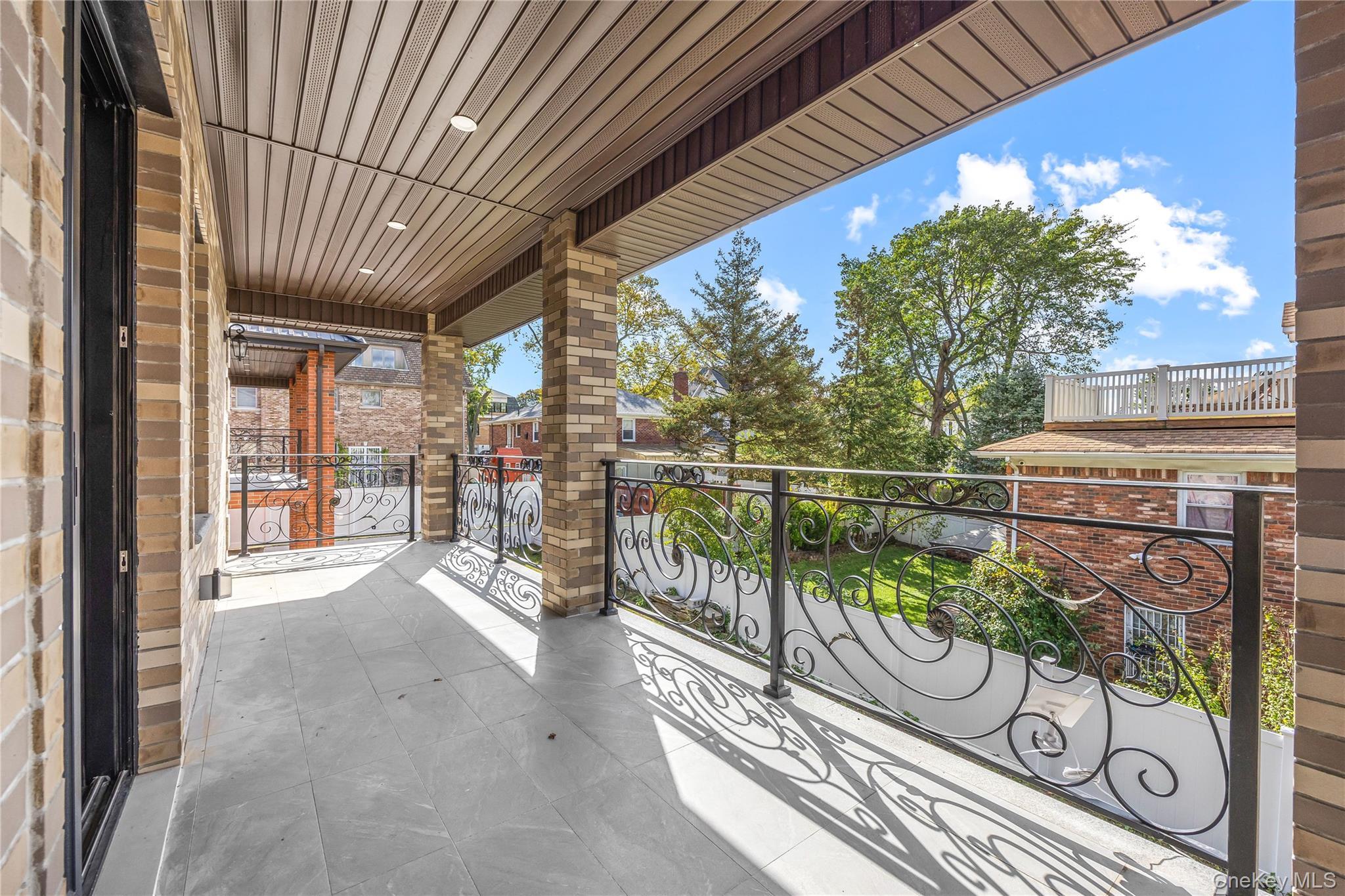 Single Family 221st  Queens, NY 11361, MLS-925520-42