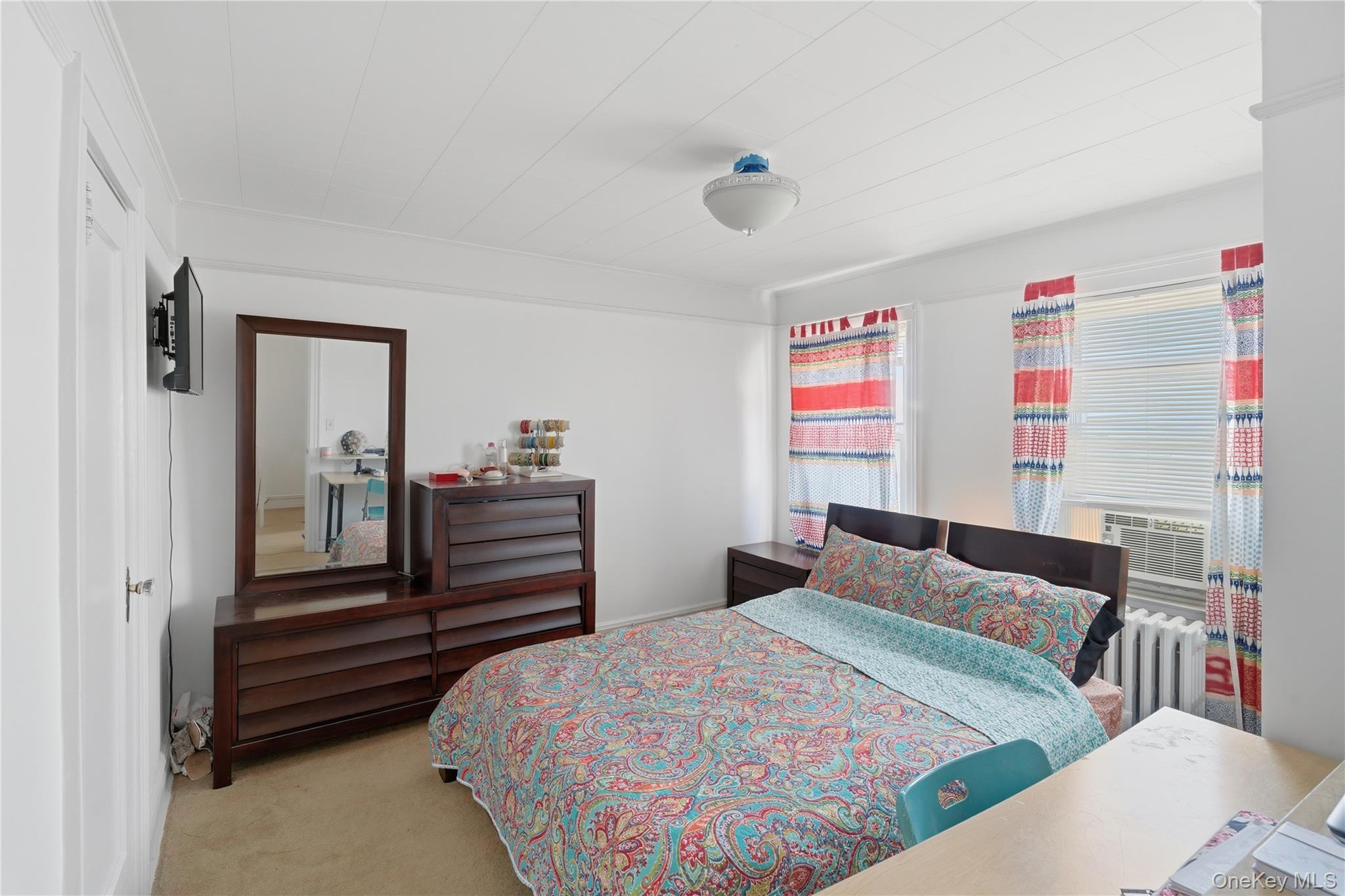 Single Family 207th Queens, NY 11427, MLS-925529-12