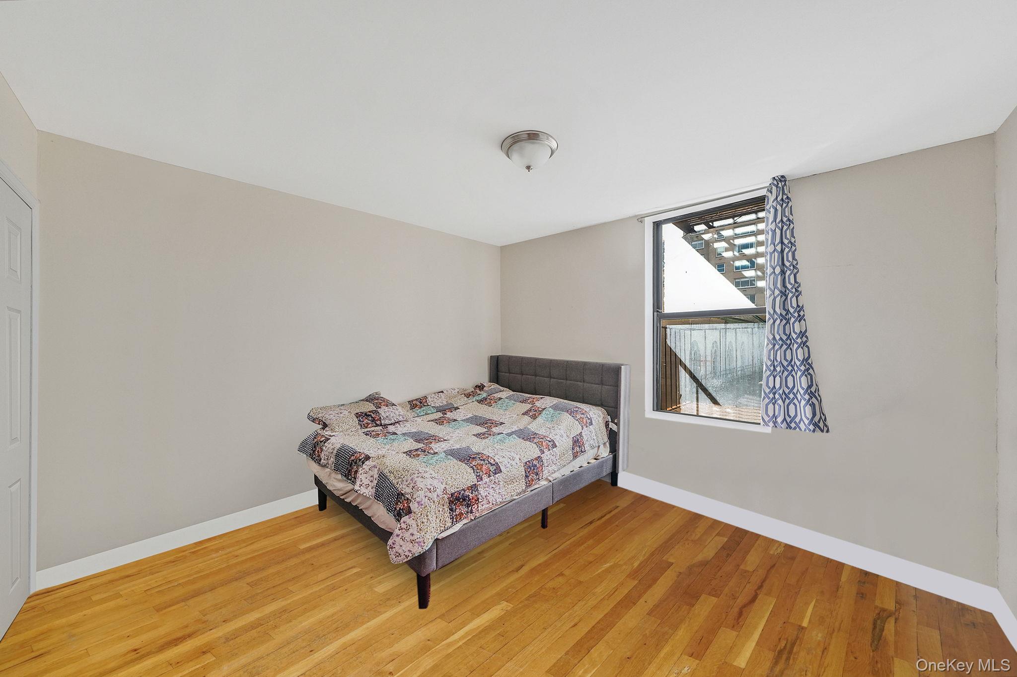 Coop E 87th Manhattan, NY 10128, MLS-925532-10