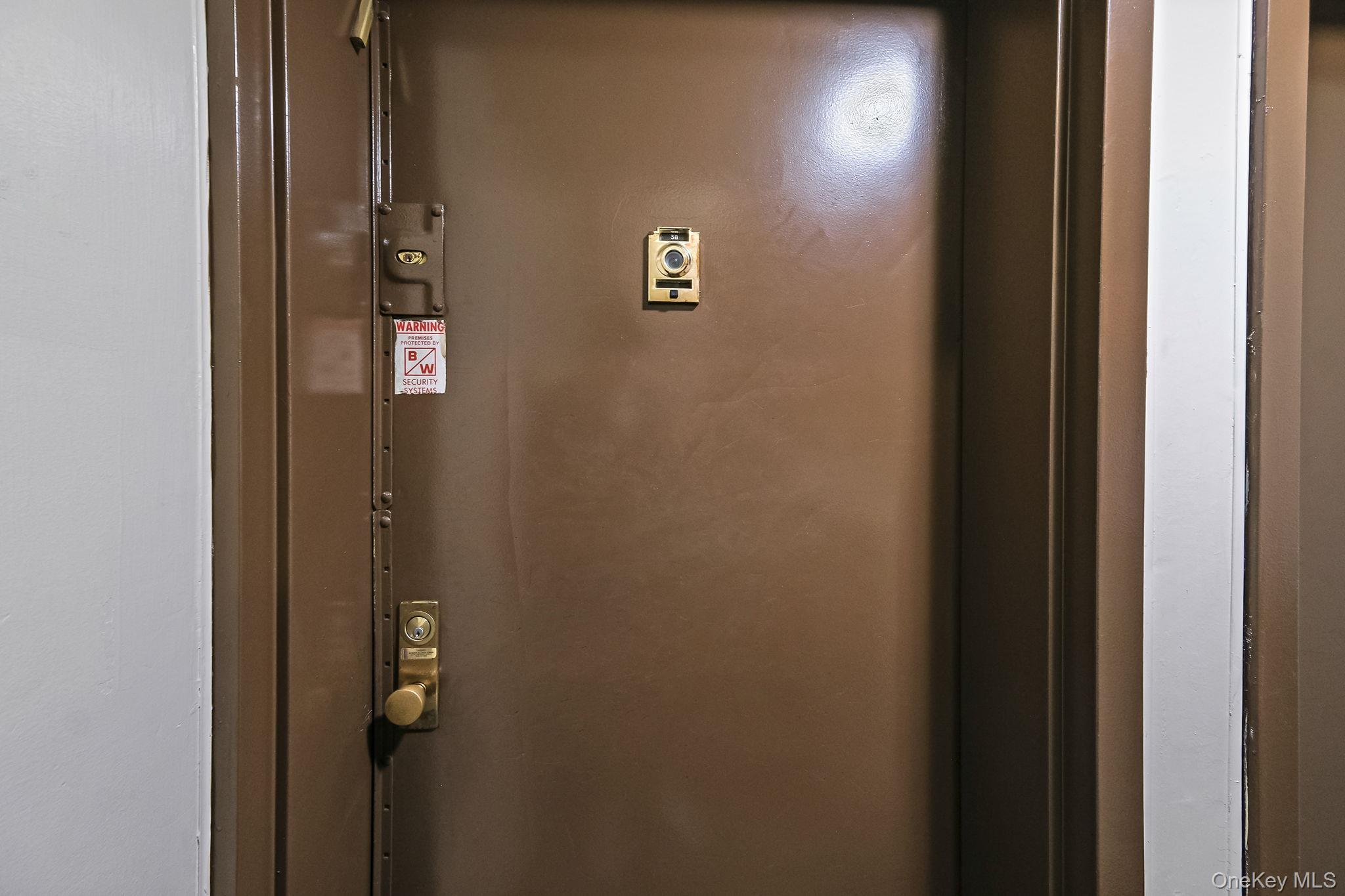 Coop E 87th Manhattan, NY 10128, MLS-925532-21