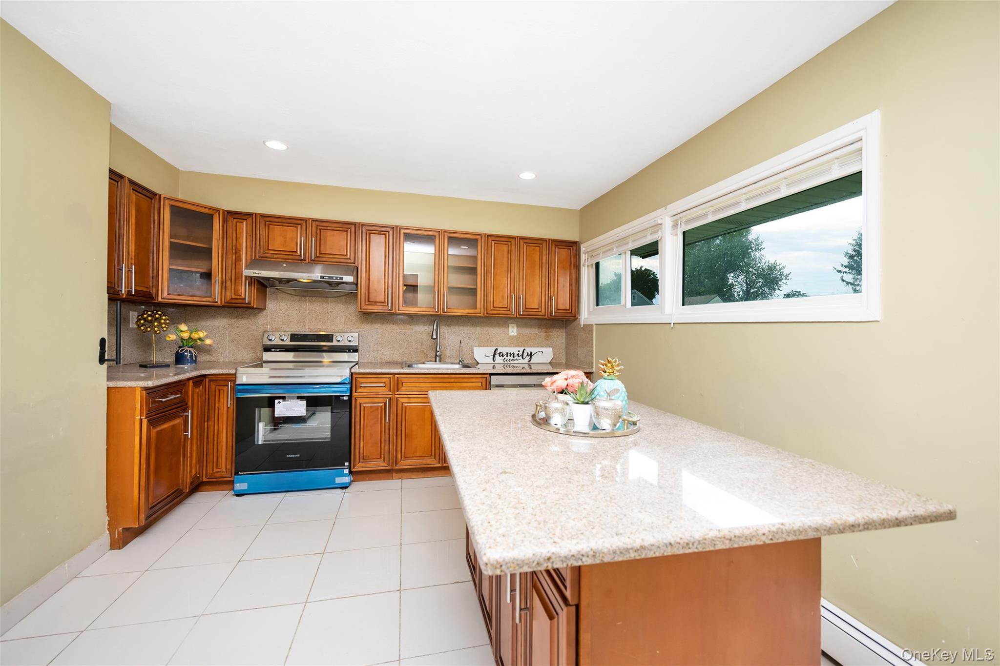 Single Family Sprucewood  Nassau County, NY 11756, MLS-925547-13