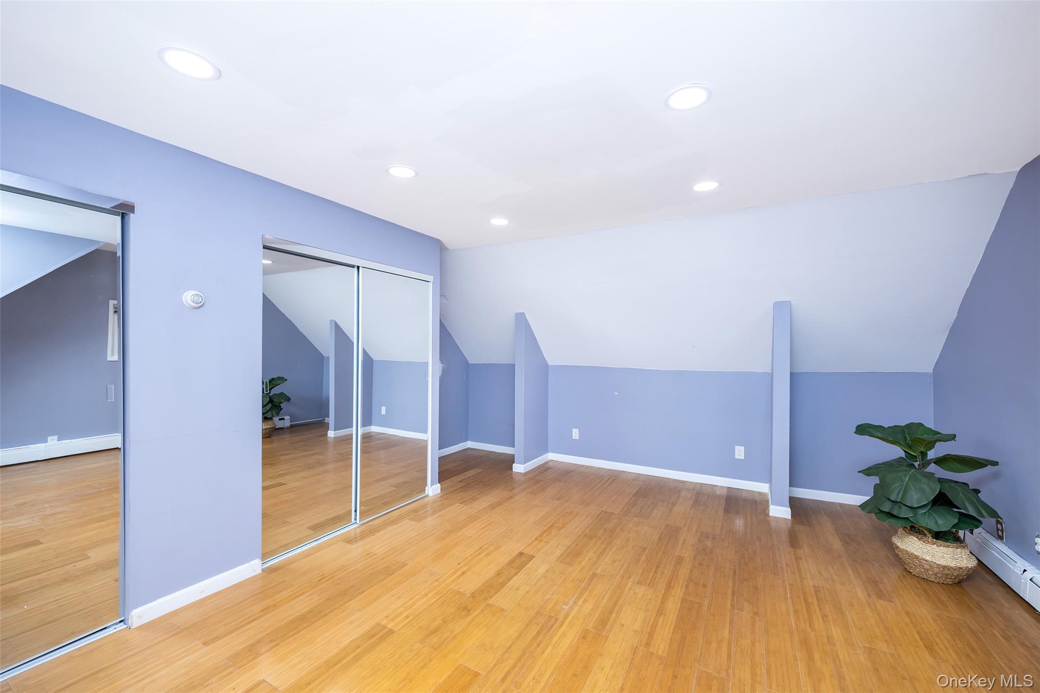 Single Family Sprucewood  Nassau County, NY 11756, MLS-925547-29