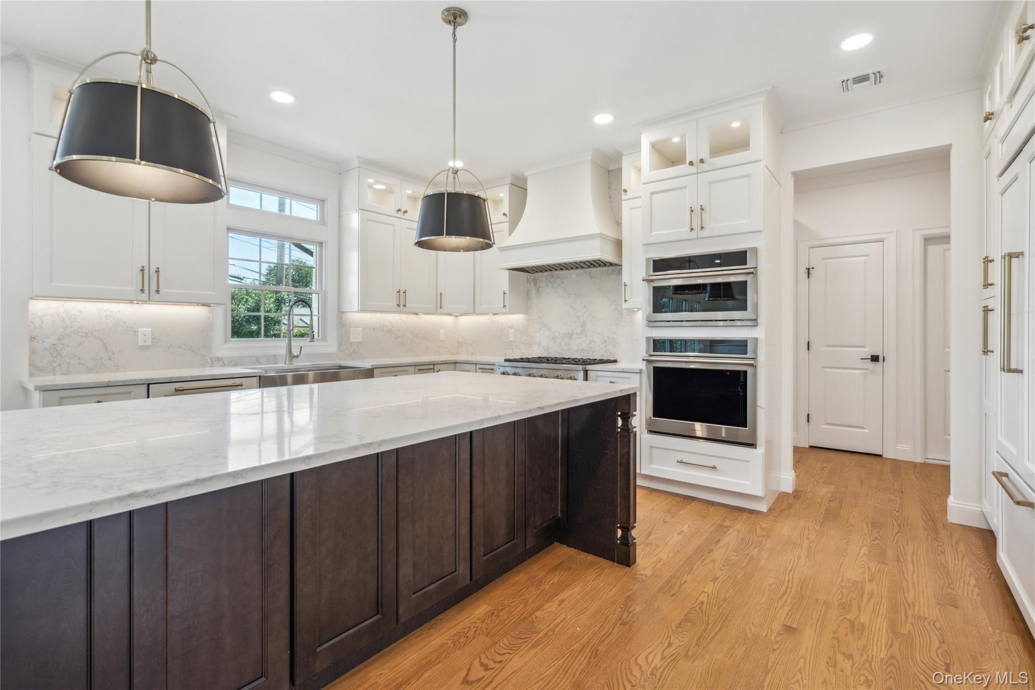 Single Family Calvin Nassau County, NY 11791, MLS-925561-10