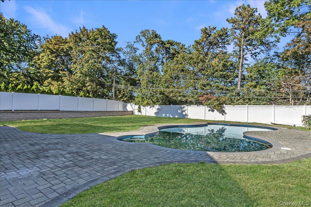 Single Family Wesleyan  Suffolk County, NY 11787, MLS-925583-28