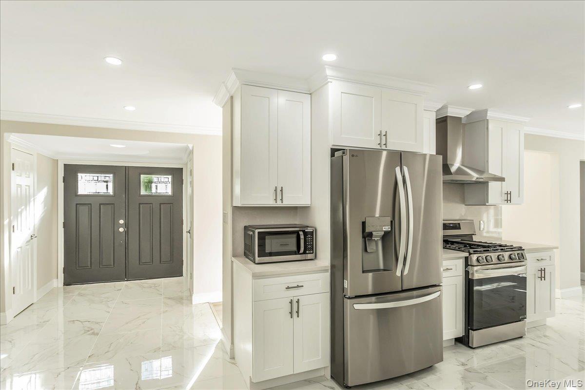 Single Family Wesleyan  Suffolk County, NY 11787, MLS-925583-9