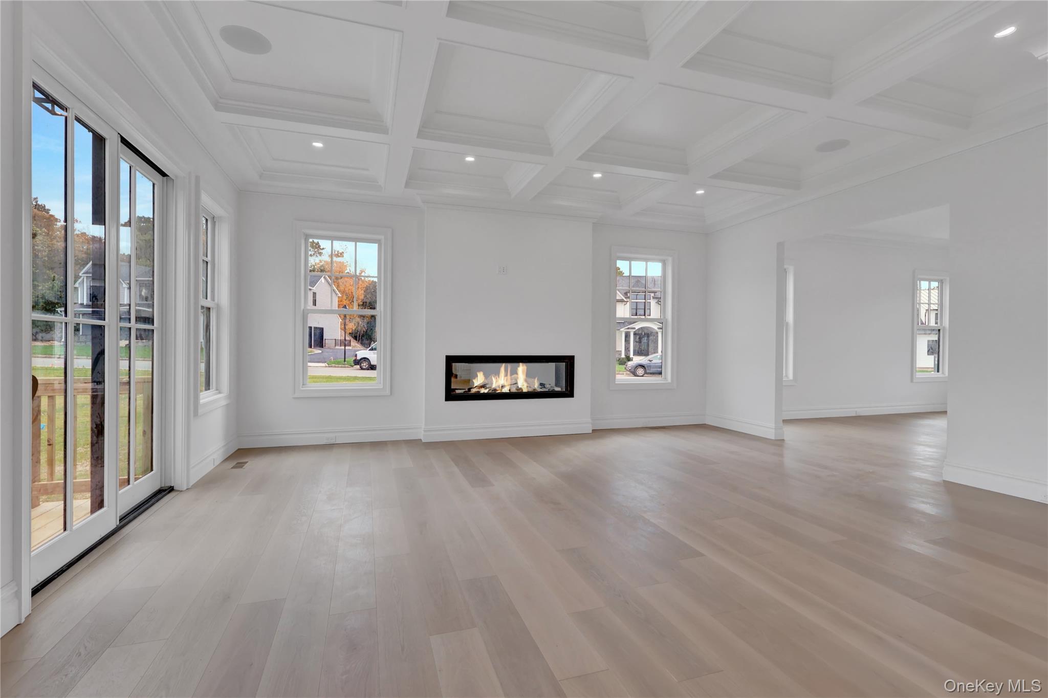 Single Family Estates Suffolk County, NY 11747, MLS-925599-7