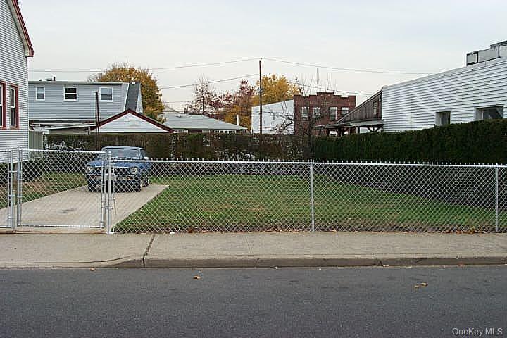 Single Family Gotham Nassau County, NY 11003, MLS-925617-21