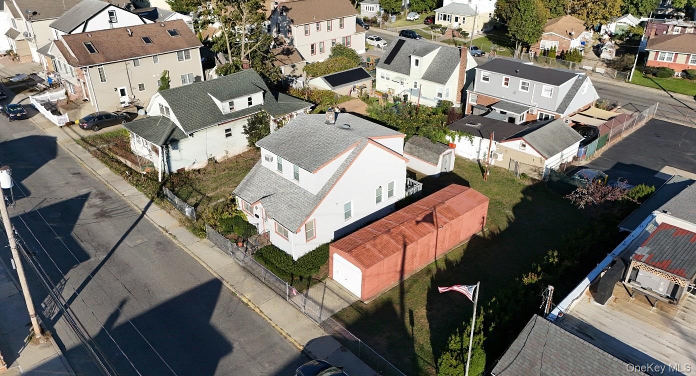 Single Family Gotham Nassau County, NY 11003, MLS-925617-28