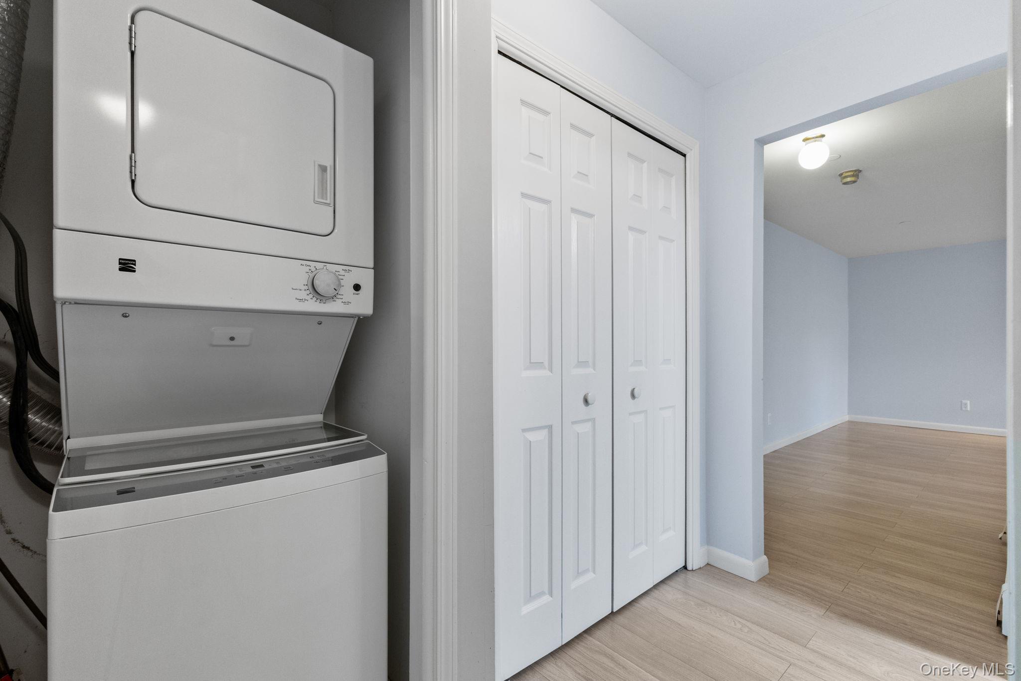 Single Family Central Park Westchester County, NY 10583, MLS-925632-12