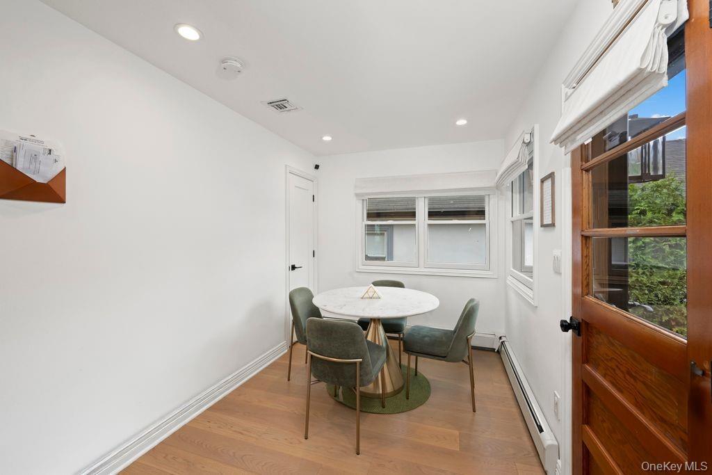 Single Family Beacon Staten Island, NY 10306, MLS-925658-11