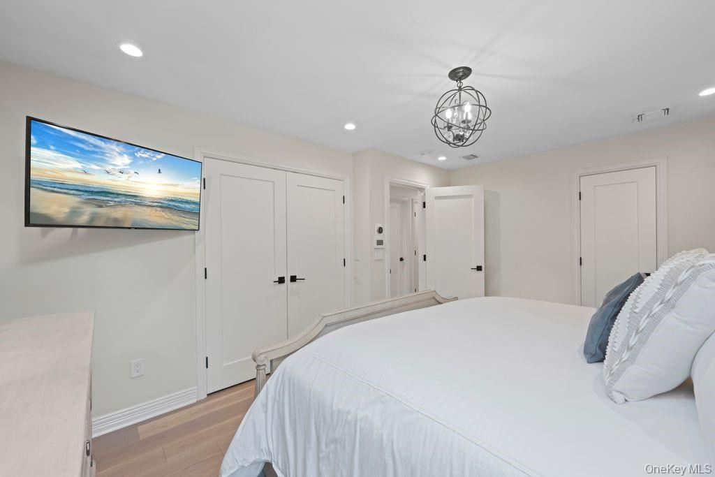 Single Family Beacon Staten Island, NY 10306, MLS-925658-15