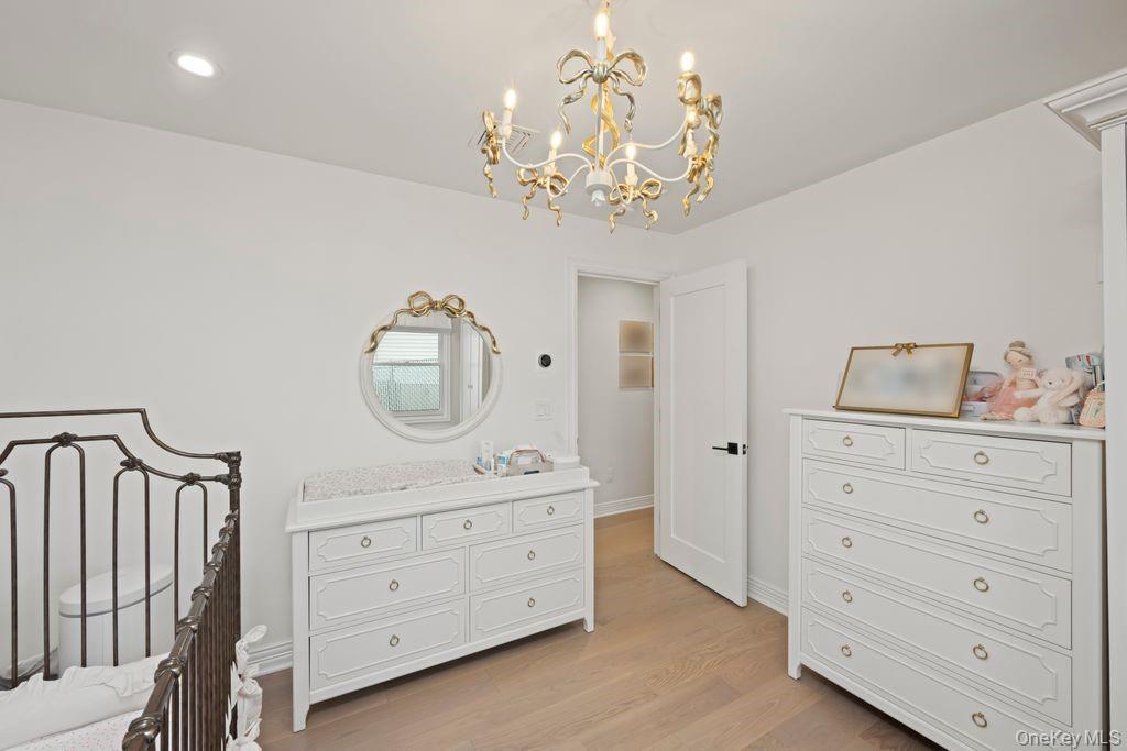 Single Family Beacon Staten Island, NY 10306, MLS-925658-21