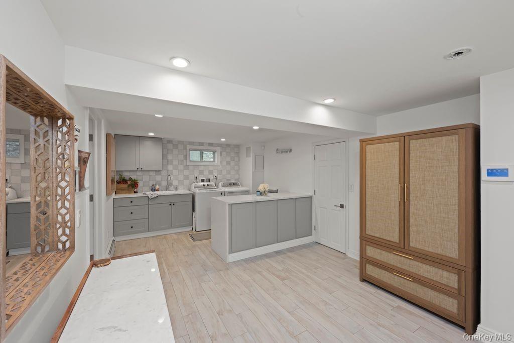 Single Family Beacon Staten Island, NY 10306, MLS-925658-26