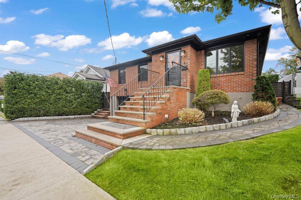 Single Family Beacon Staten Island, NY 10306, MLS-925658-3