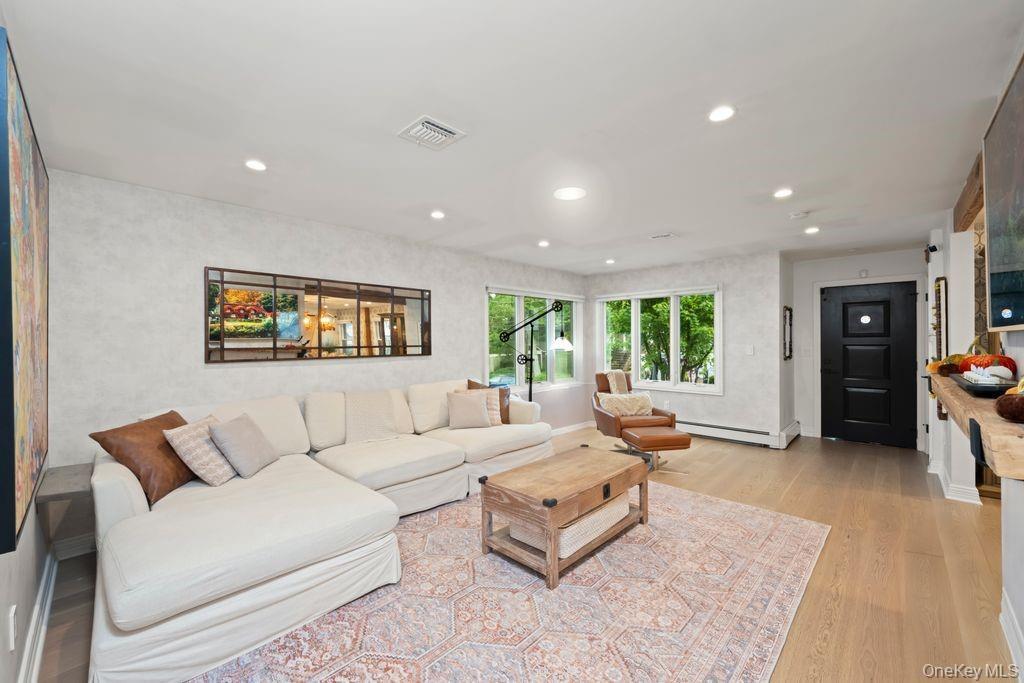 Single Family Beacon Staten Island, NY 10306, MLS-925658-5