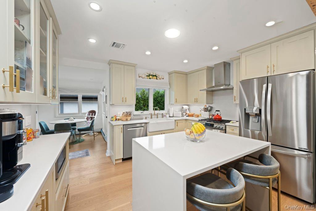 Single Family Beacon Staten Island, NY 10306, MLS-925658-9