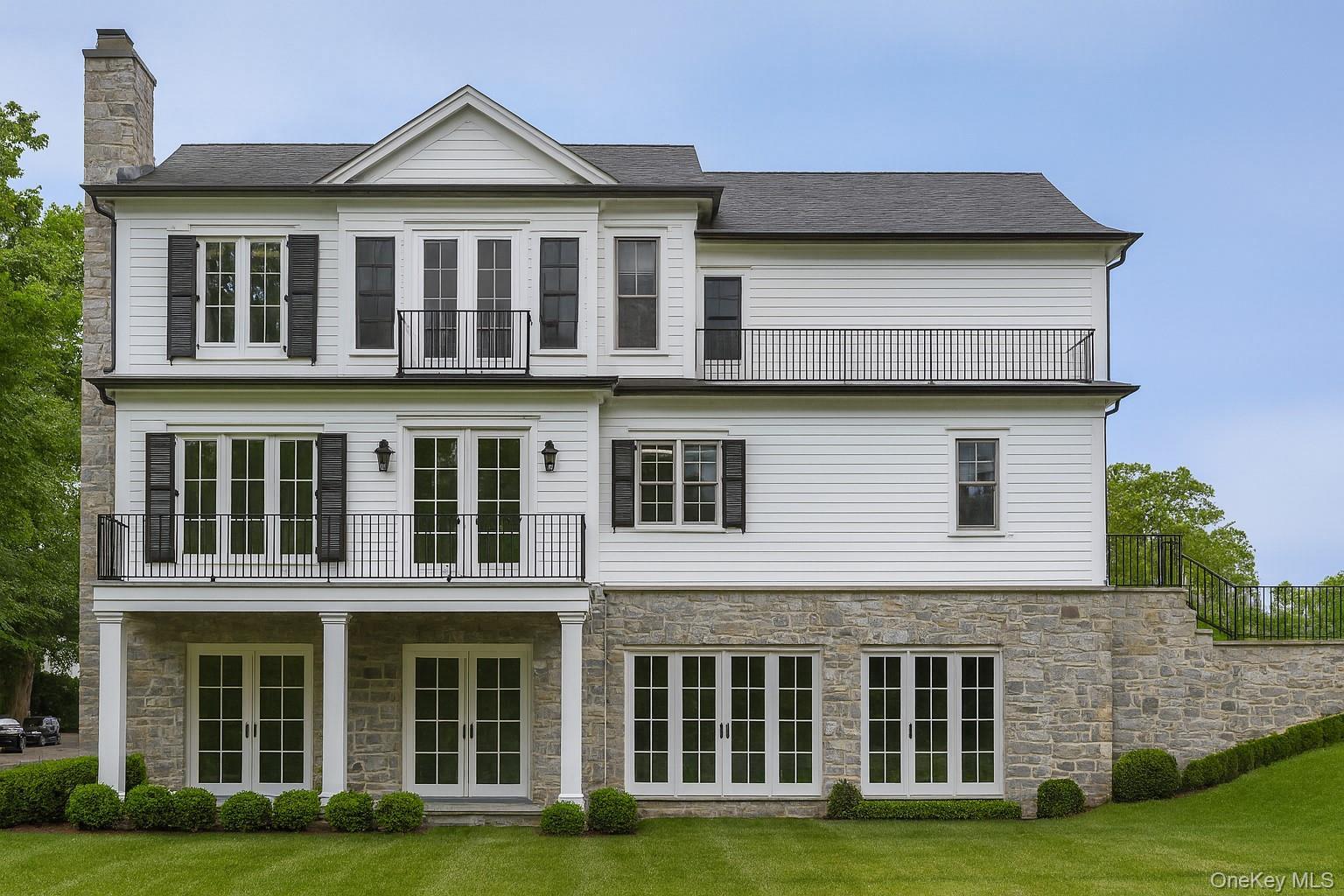 Single Family Plymouth  Nassau County, NY 11030, MLS-925670-2