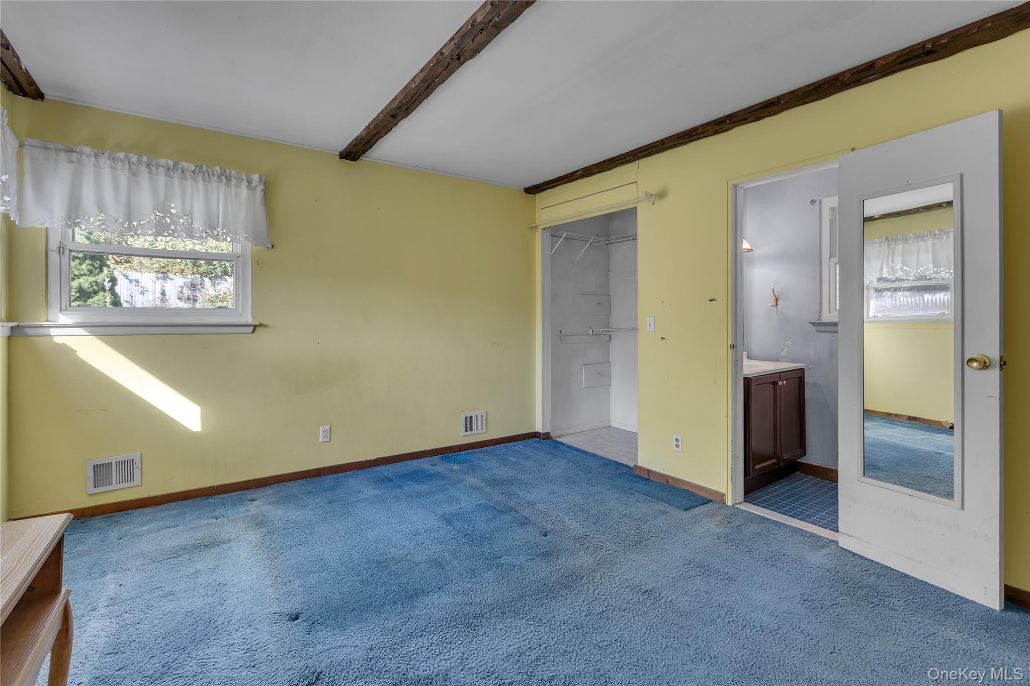 Single Family Roxbury Suffolk County, NY 11725, MLS-925696-13