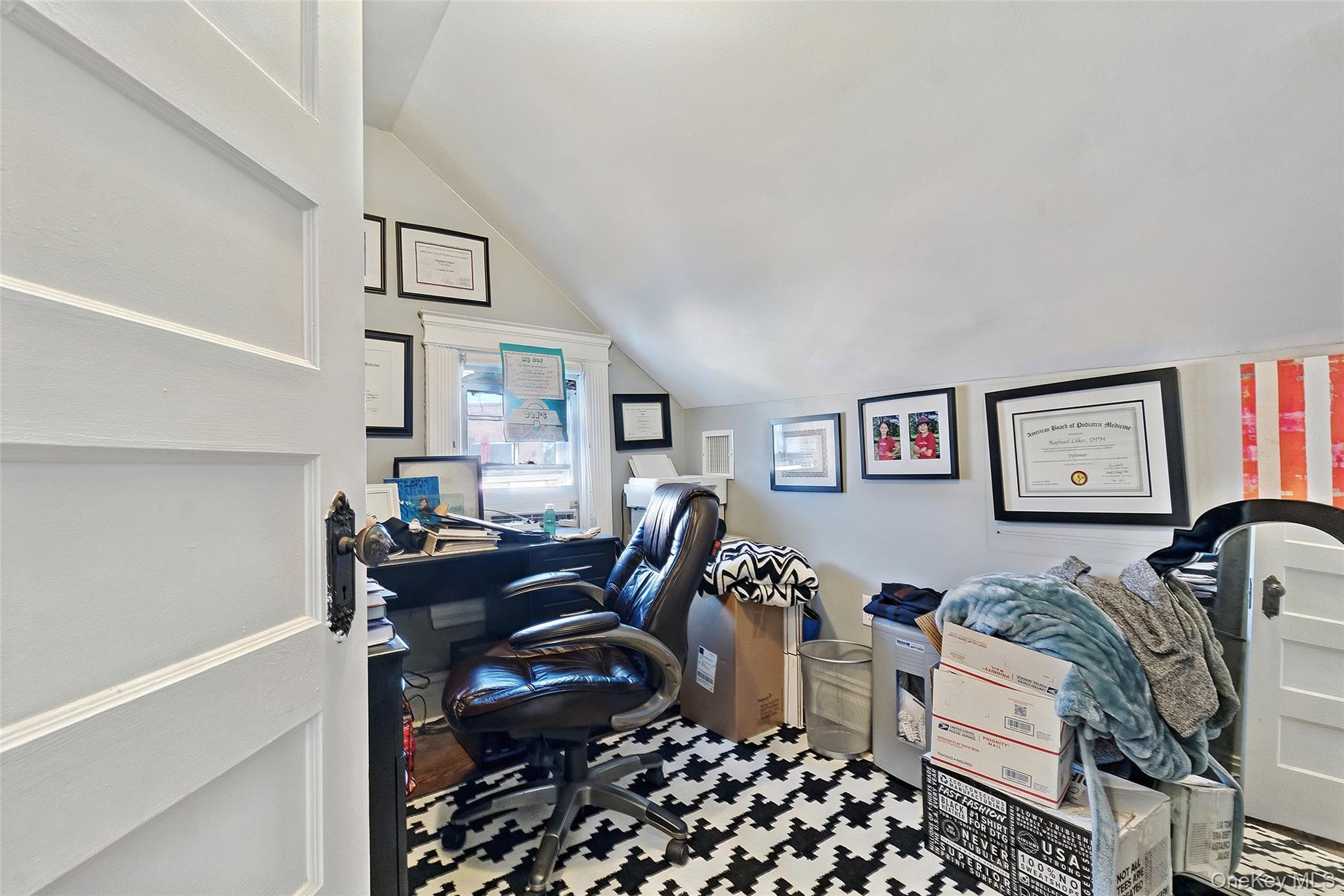 Single Family Beach 146th  Queens, NY 11694, MLS-925706-25