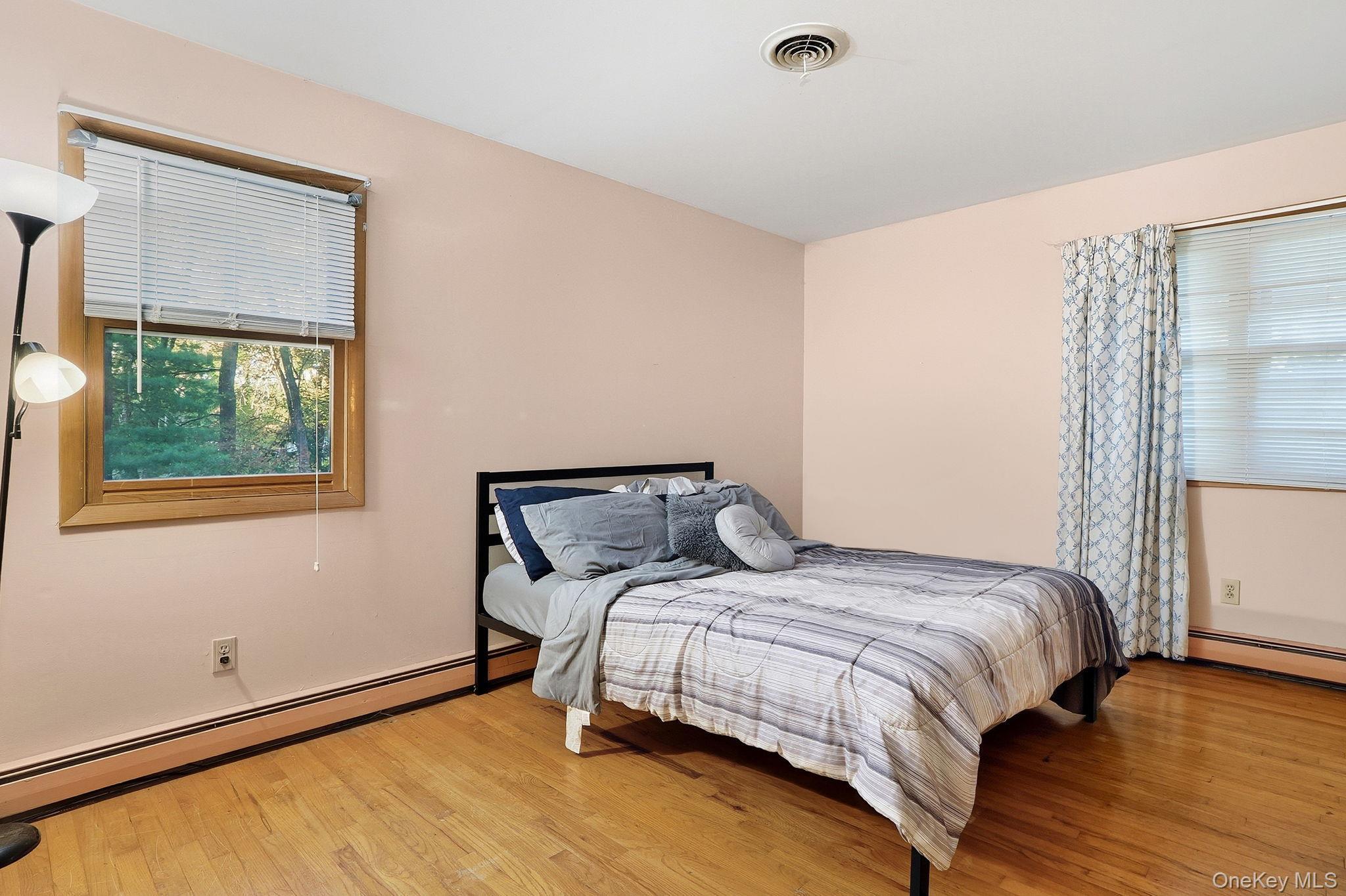 Single Family Hamilton Dutchess County, NY 12533, MLS-925718-22