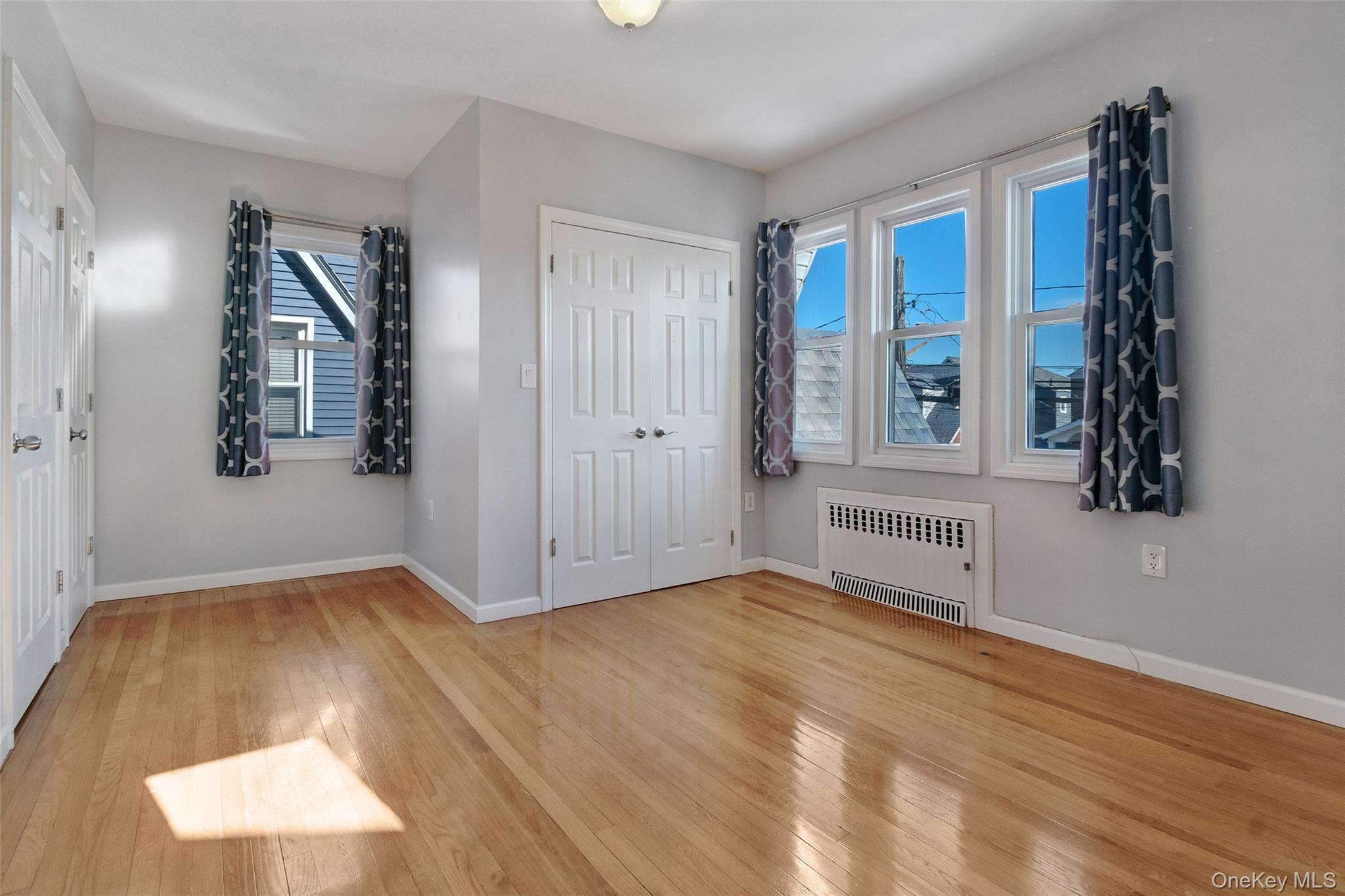 Single Family Beach 135th  Queens, NY 11694, MLS-925730-11