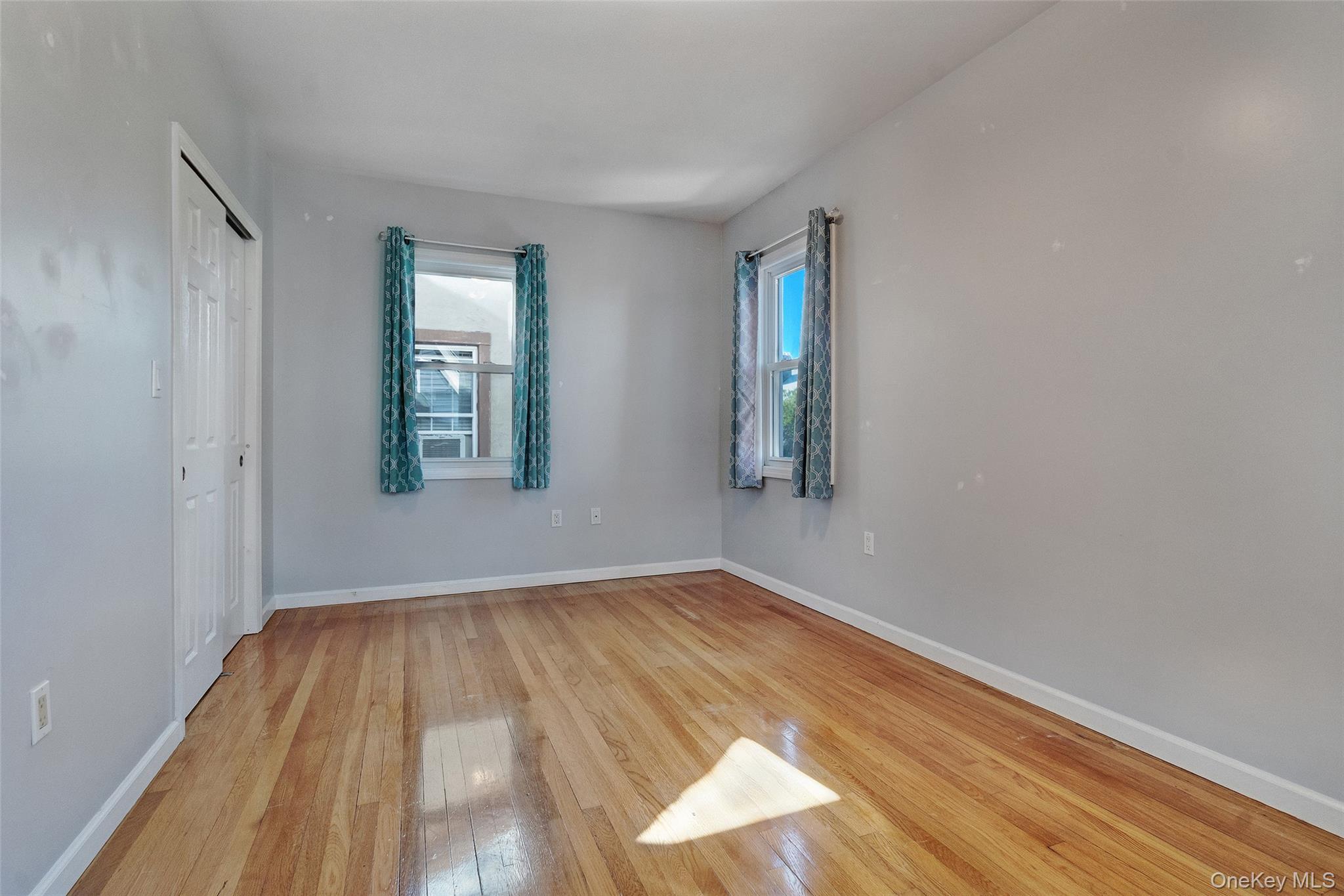 Single Family Beach 135th  Queens, NY 11694, MLS-925730-15