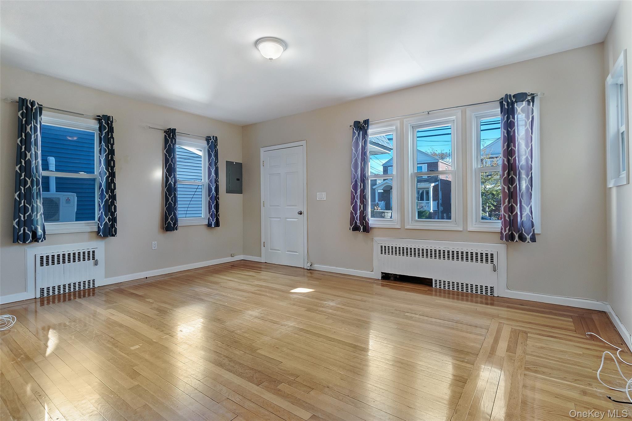 Single Family Beach 135th  Queens, NY 11694, MLS-925730-6