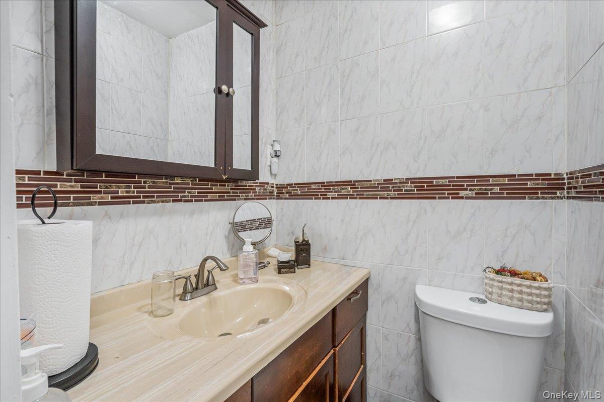 Single Family Horace Harding  Queens, NY 11367, MLS-925750-20