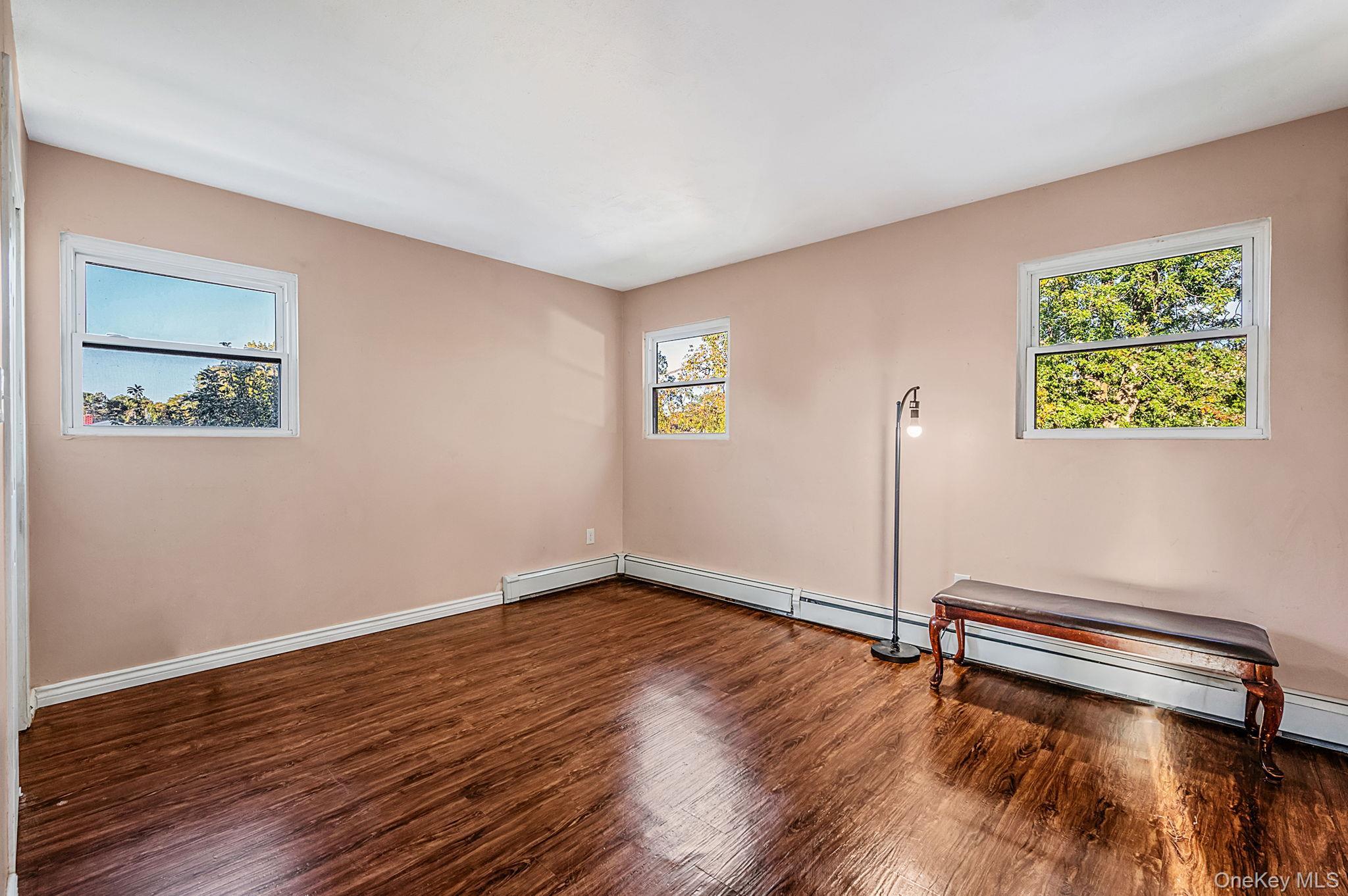 Single Family 30th  Suffolk County, NY 11798, MLS-925751-16