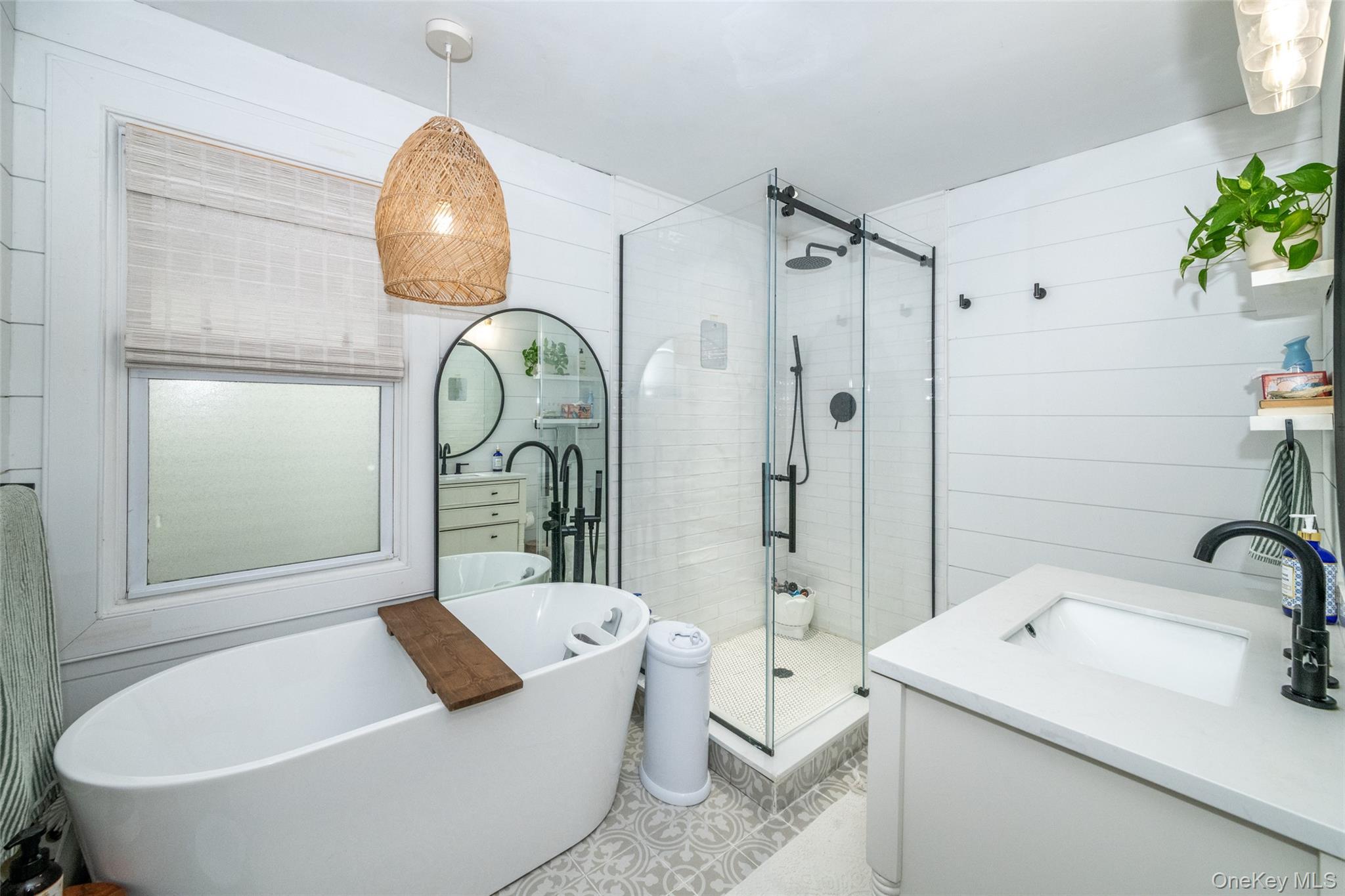 Single Family King  Bronx, NY 10464, MLS-925790-16