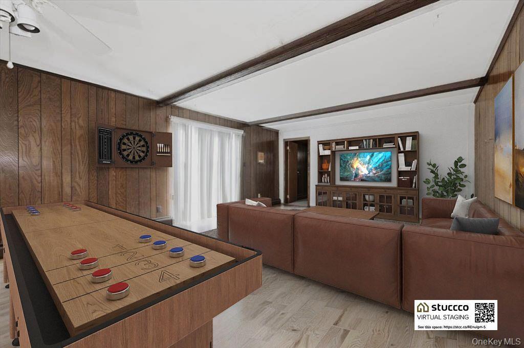 Single Family Gate  Suffolk County, NY 11795, MLS-925799-14