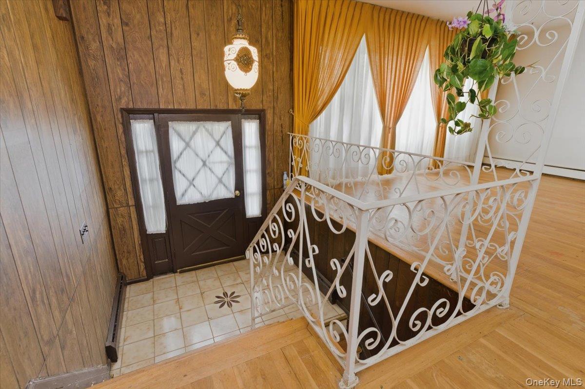 Single Family Gate  Suffolk County, NY 11795, MLS-925799-3