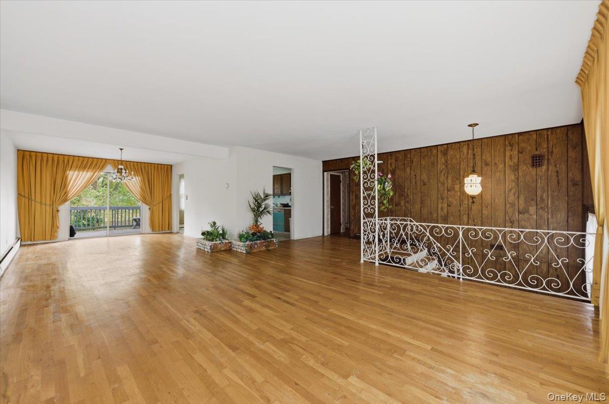 Single Family Gate  Suffolk County, NY 11795, MLS-925799-6