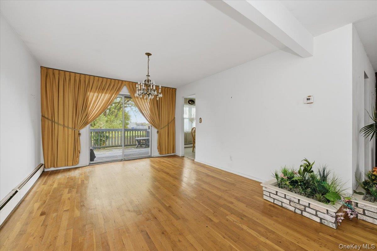 Single Family Gate  Suffolk County, NY 11795, MLS-925799-8