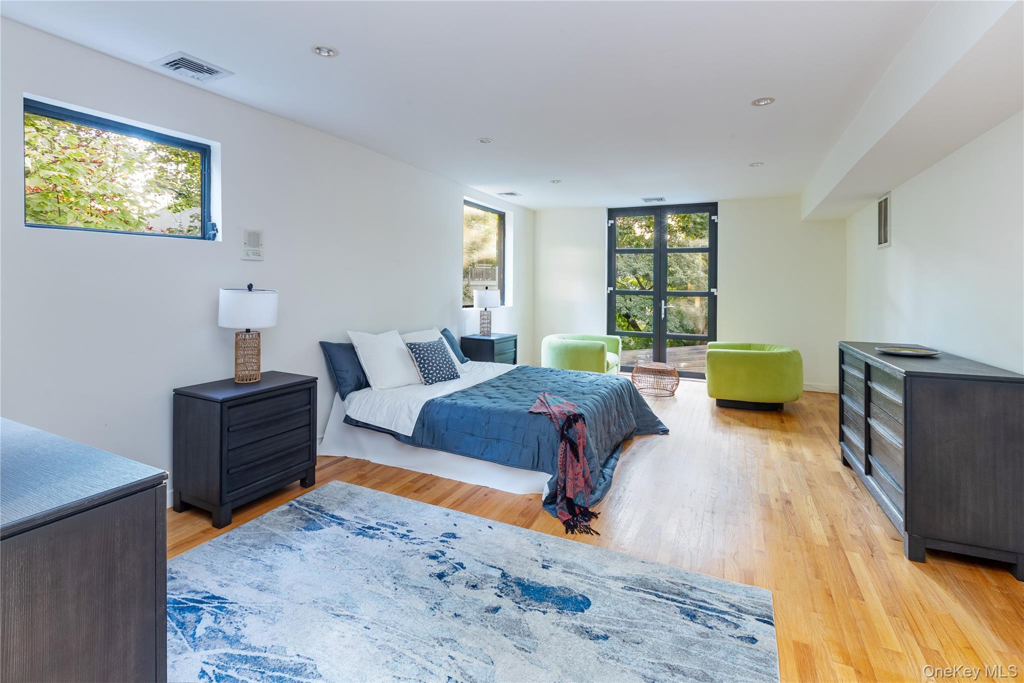 Single Family Ladd Bronx, NY 10471, MLS-925803-16