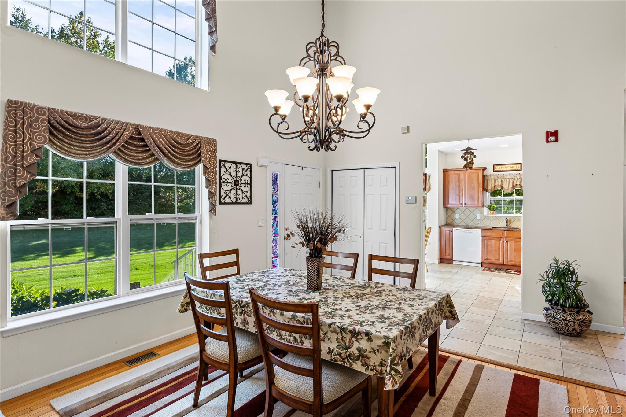 Condo Avery  Suffolk County, NY 11764, MLS-925827-11