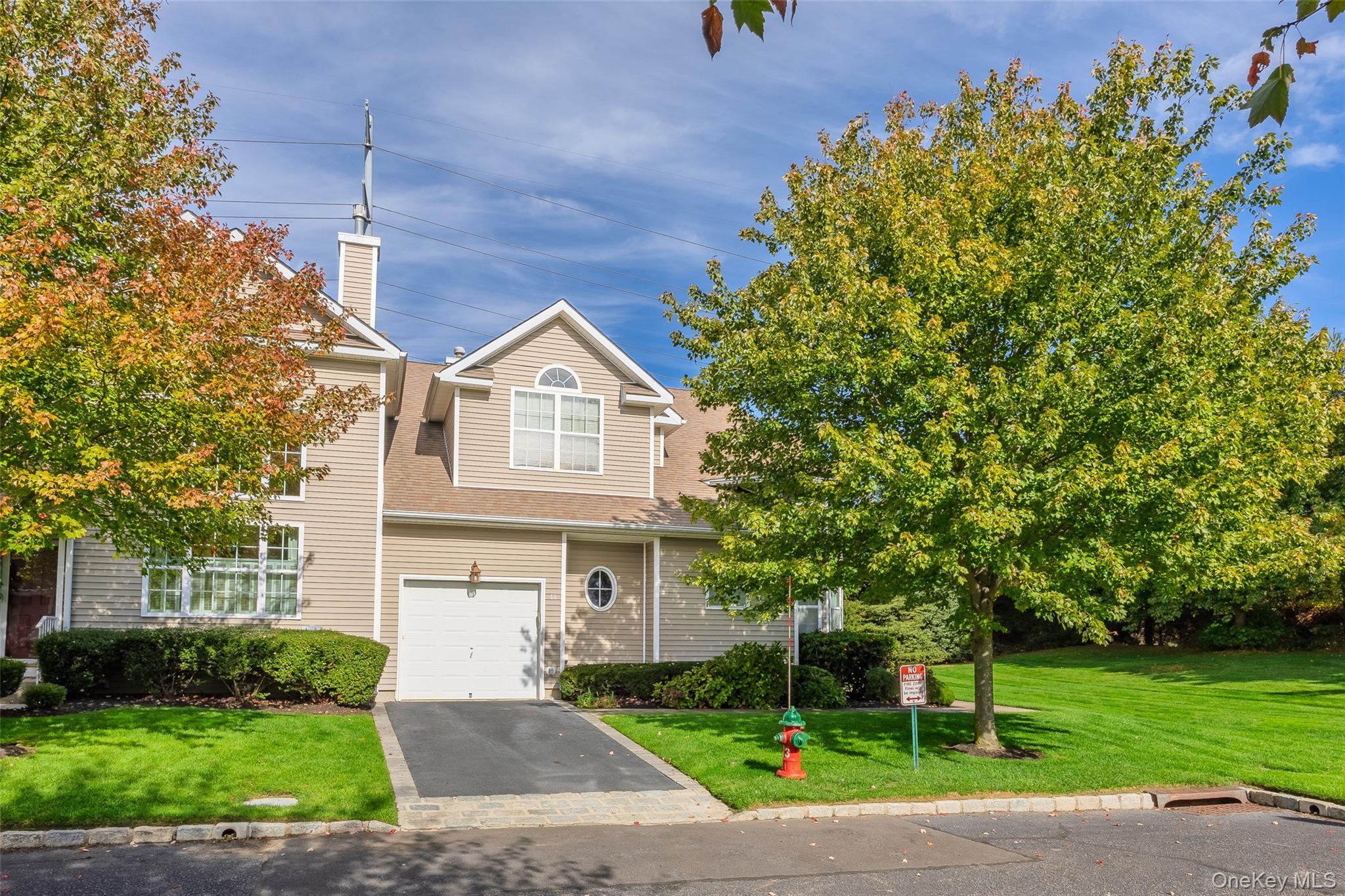 Condo Avery  Suffolk County, NY 11764, MLS-925827-3