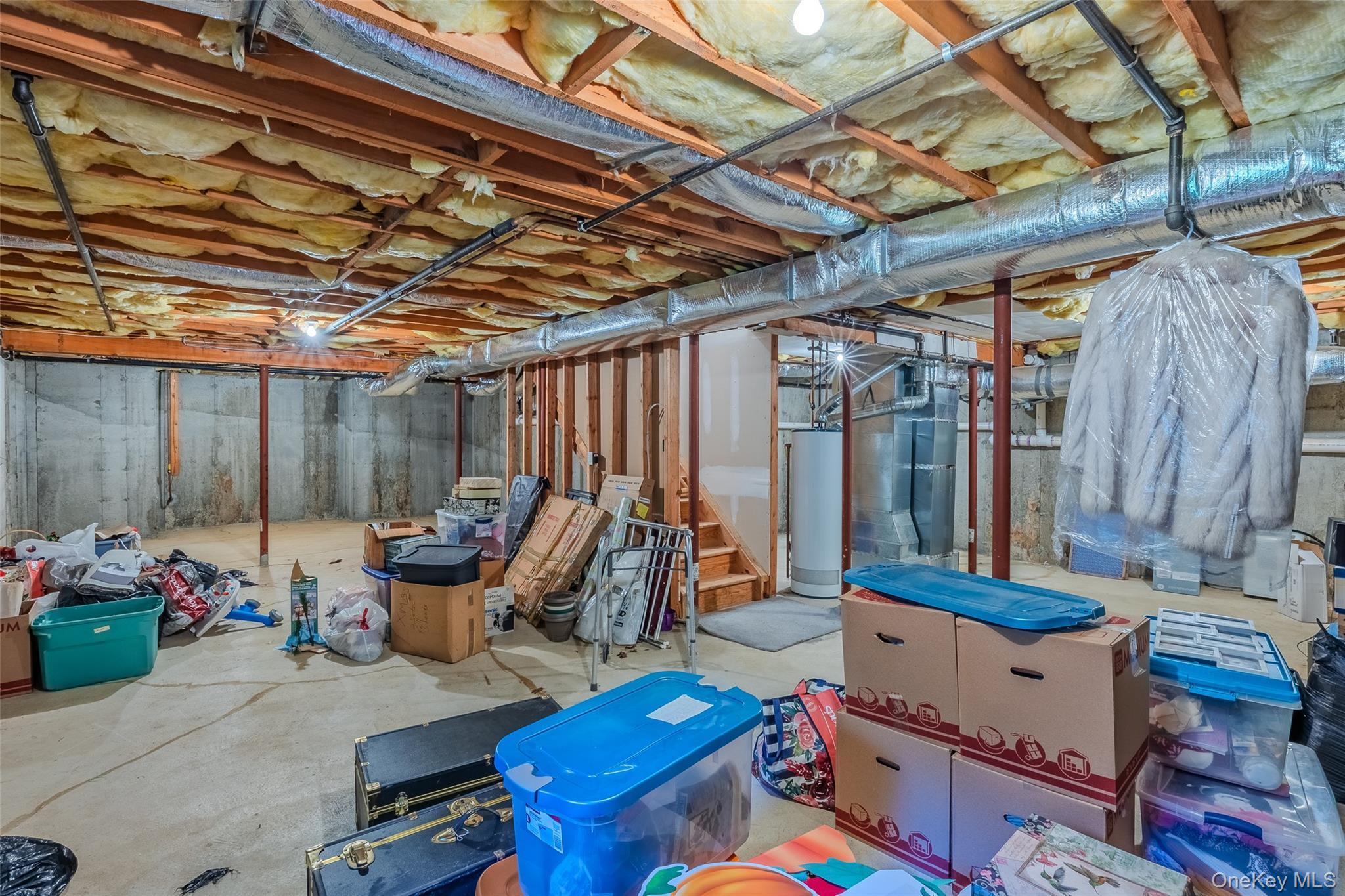 Condo Avery  Suffolk County, NY 11764, MLS-925827-30