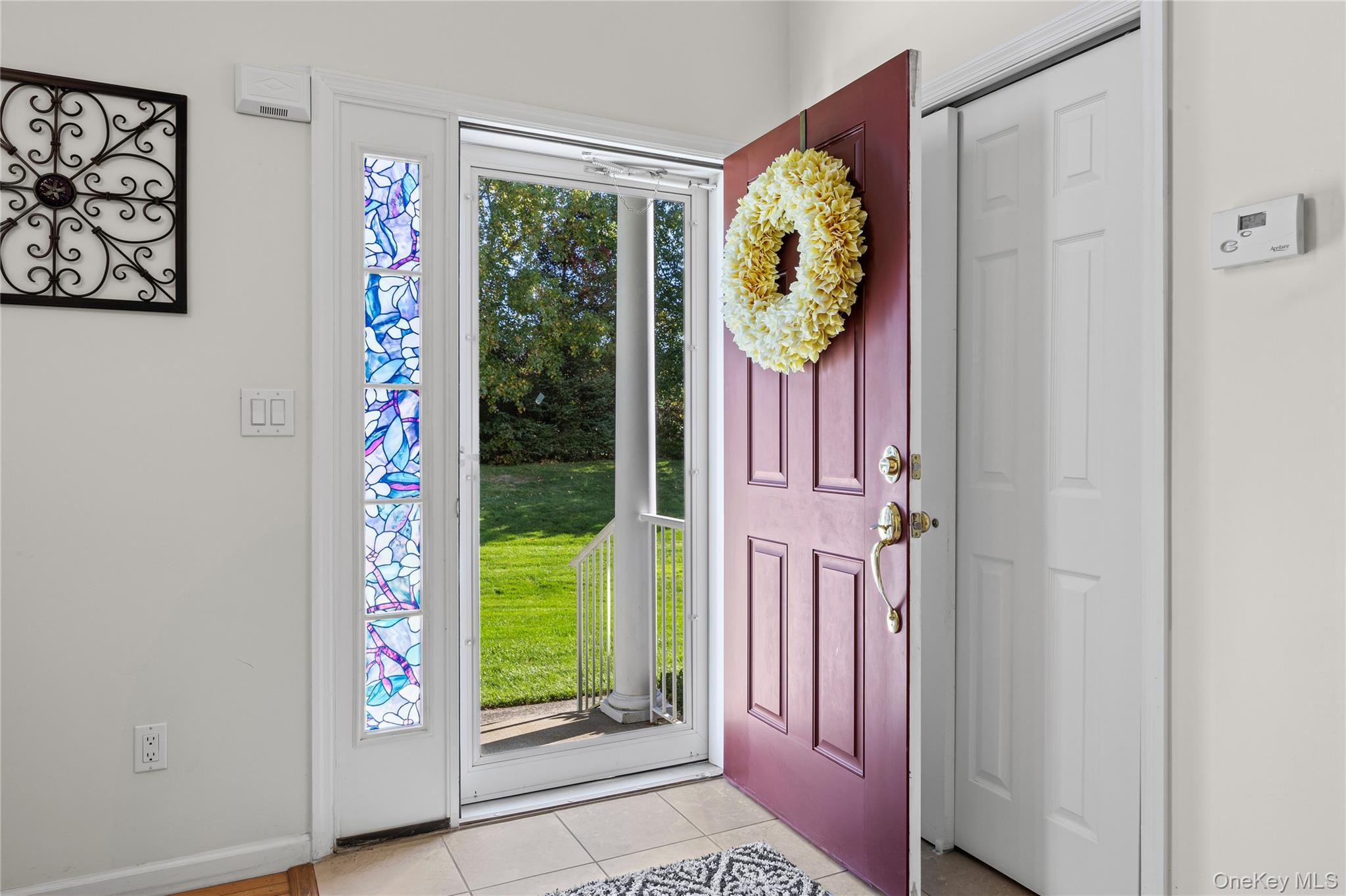 Condo Avery  Suffolk County, NY 11764, MLS-925827-7