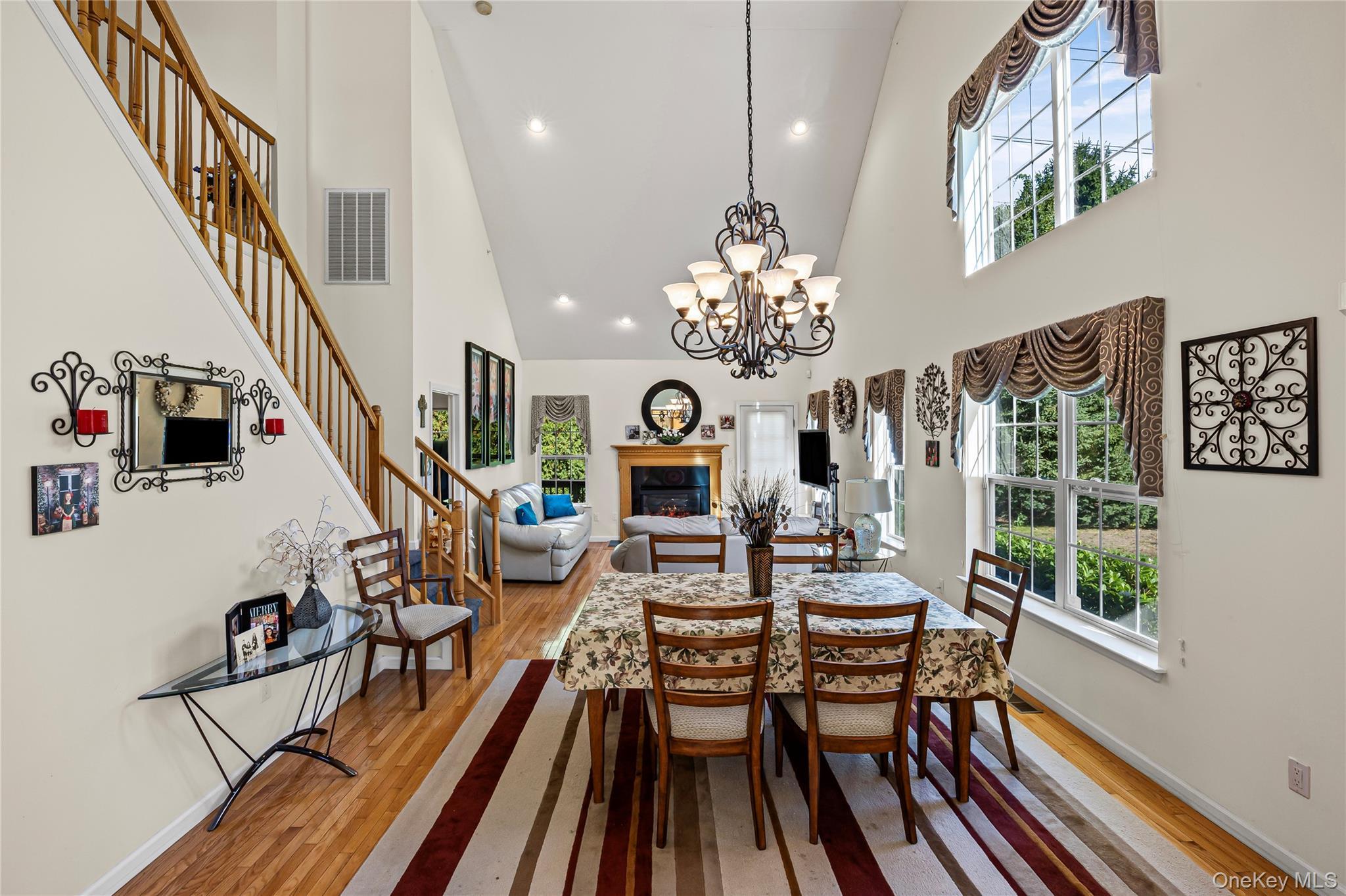 Condo Avery  Suffolk County, NY 11764, MLS-925827-9