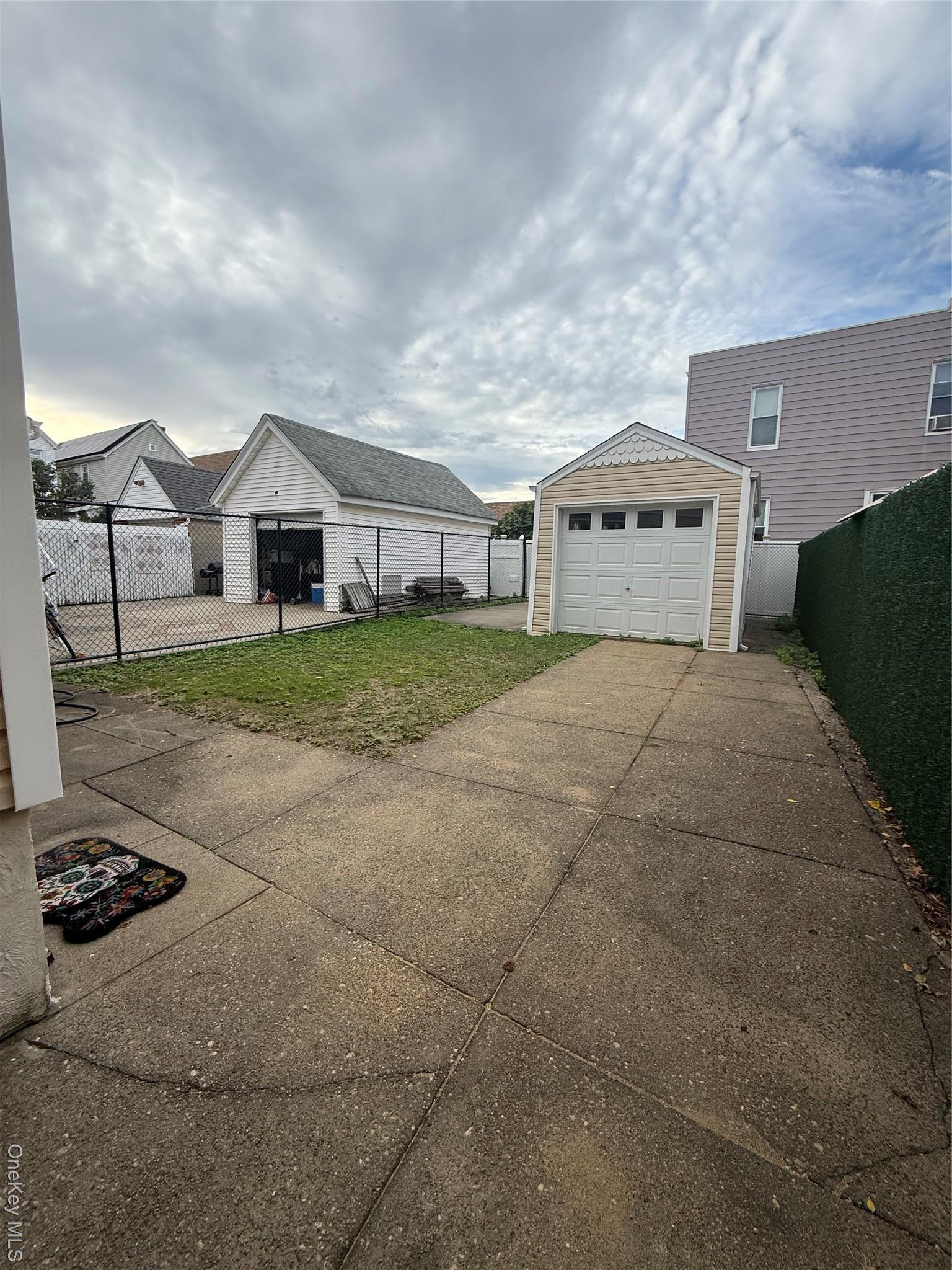 Single Family Pitkin Queens, NY 11417, MLS-925835-23