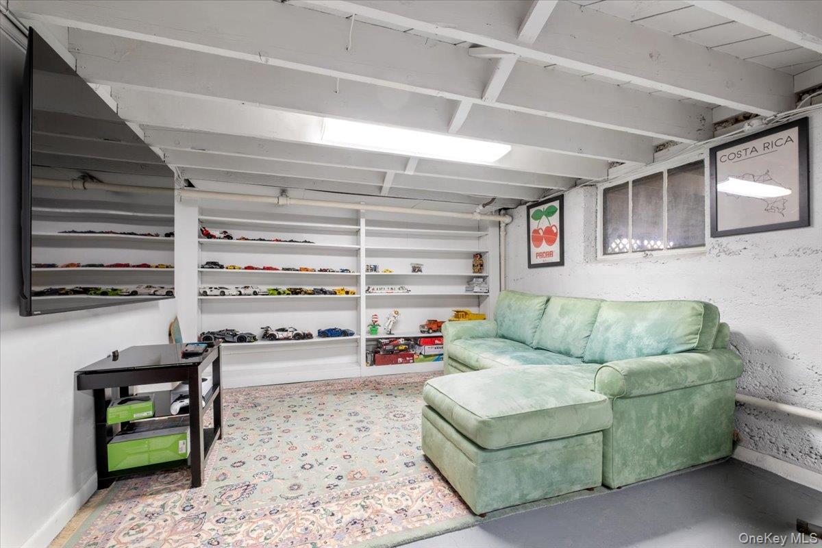 Single Family Barry  Westchester County, NY 10583, MLS-925841-21