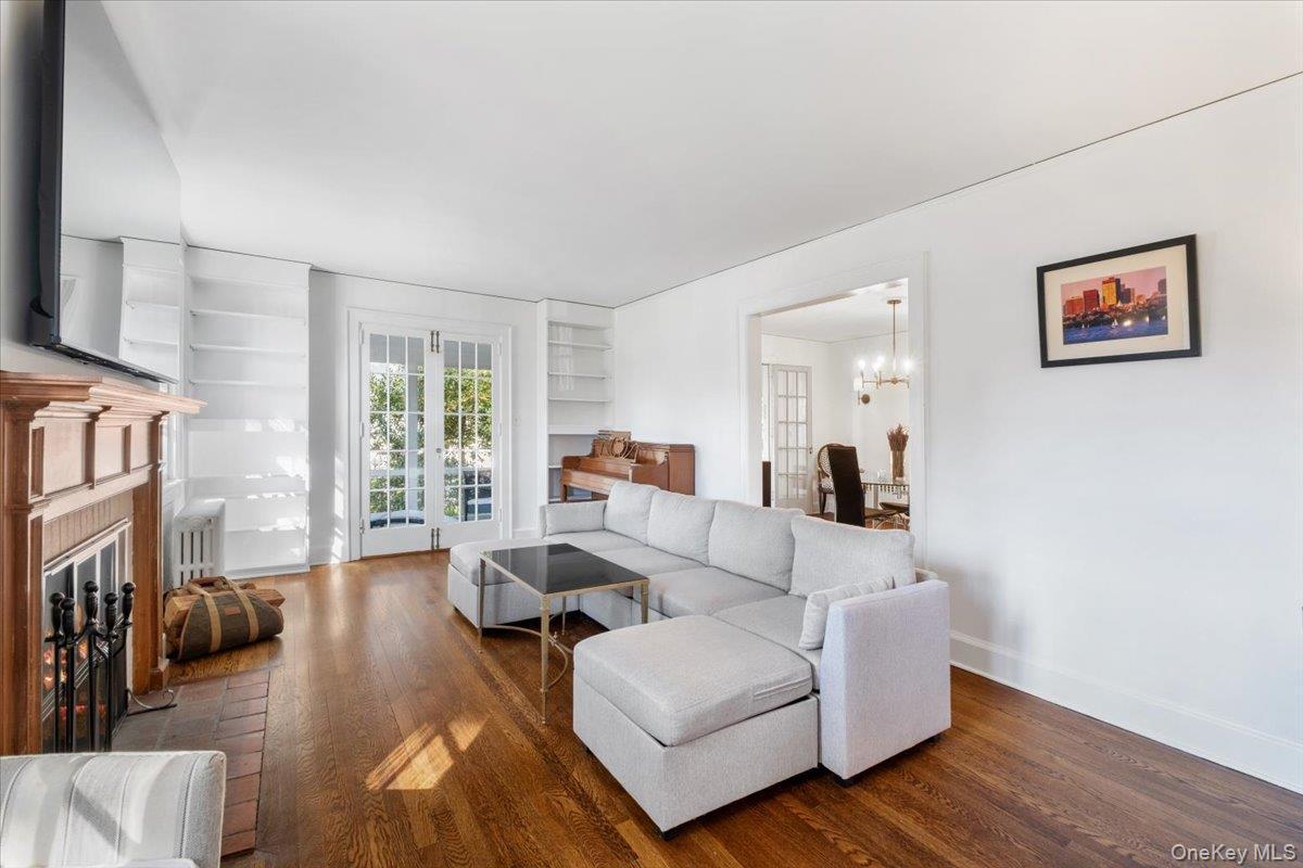 Single Family Barry  Westchester County, NY 10583, MLS-925841-4