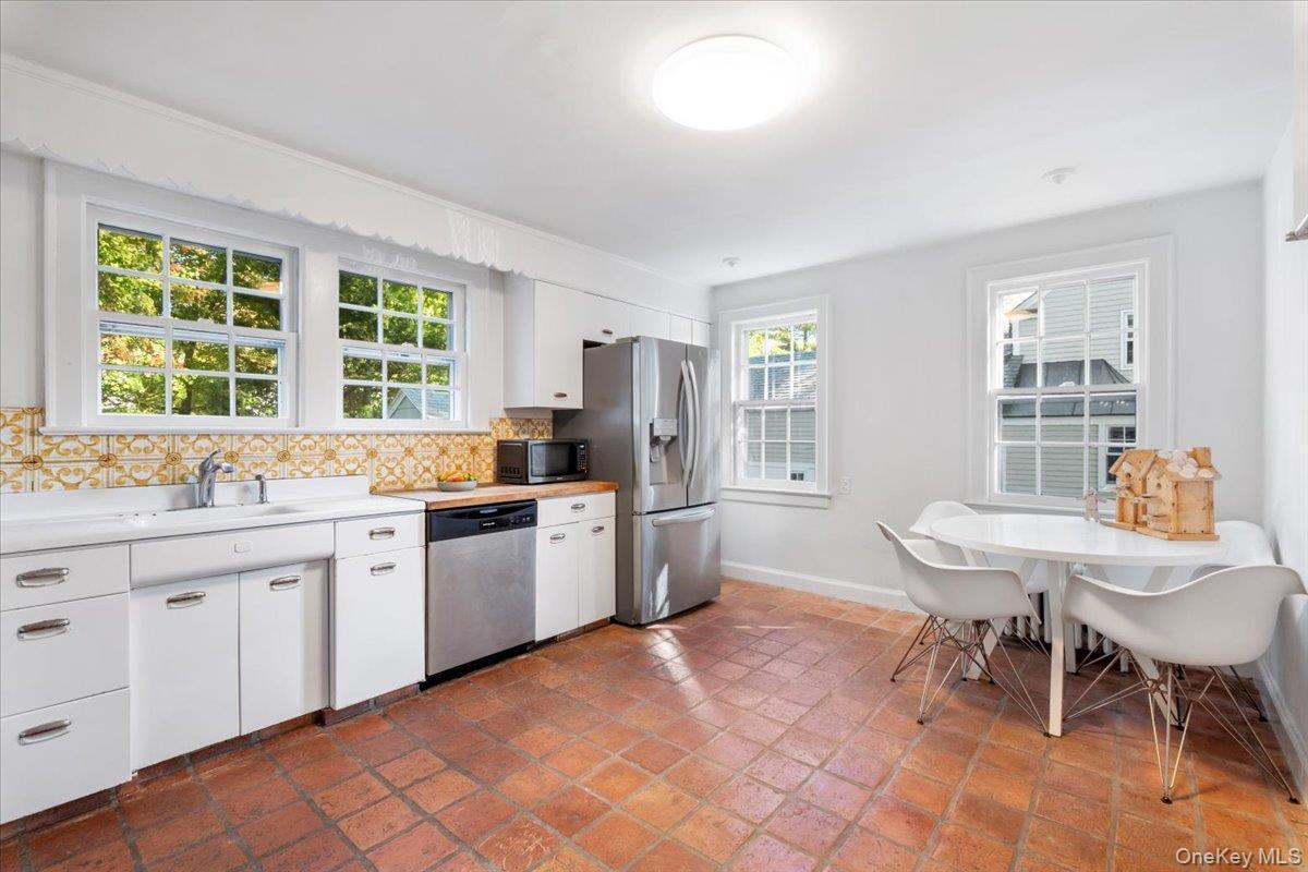 Single Family Barry  Westchester County, NY 10583, MLS-925841-8